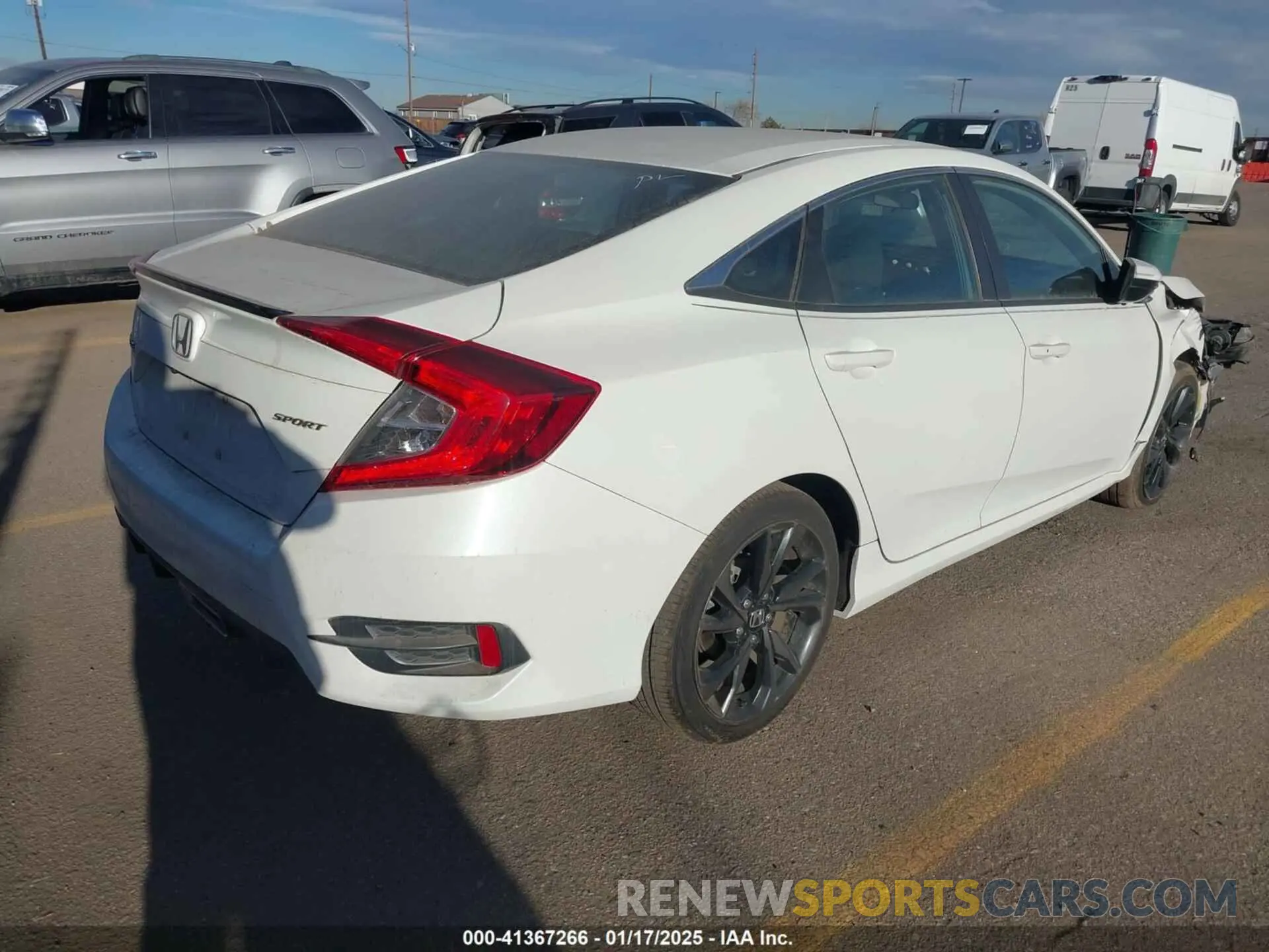4 Photograph of a damaged car 19XFC2F81KE007981 HONDA CIVIC 2019