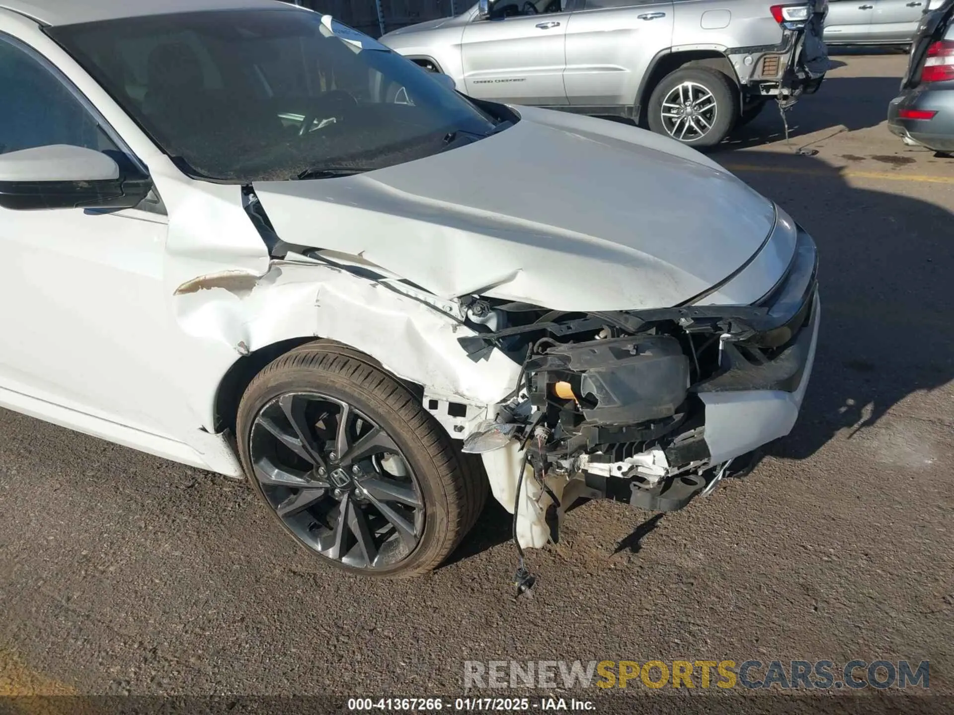 6 Photograph of a damaged car 19XFC2F81KE007981 HONDA CIVIC 2019
