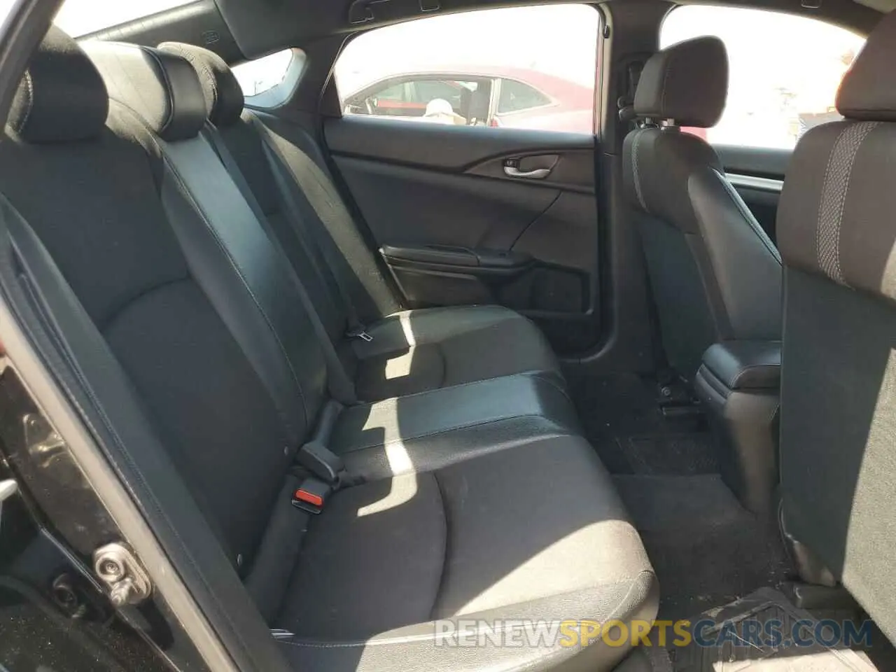 10 Photograph of a damaged car 19XFC2F81KE045324 HONDA CIVIC 2019