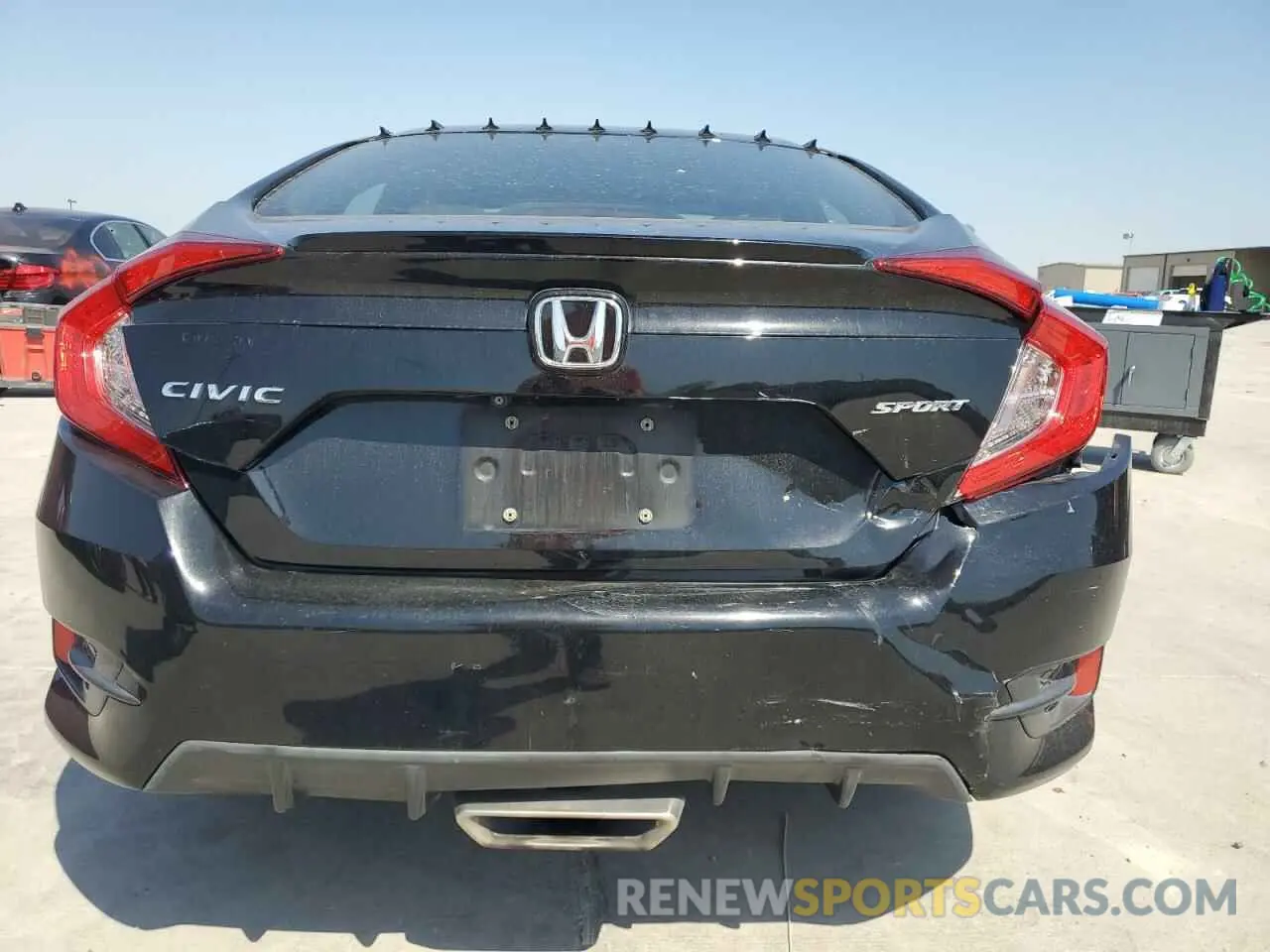 6 Photograph of a damaged car 19XFC2F81KE045324 HONDA CIVIC 2019
