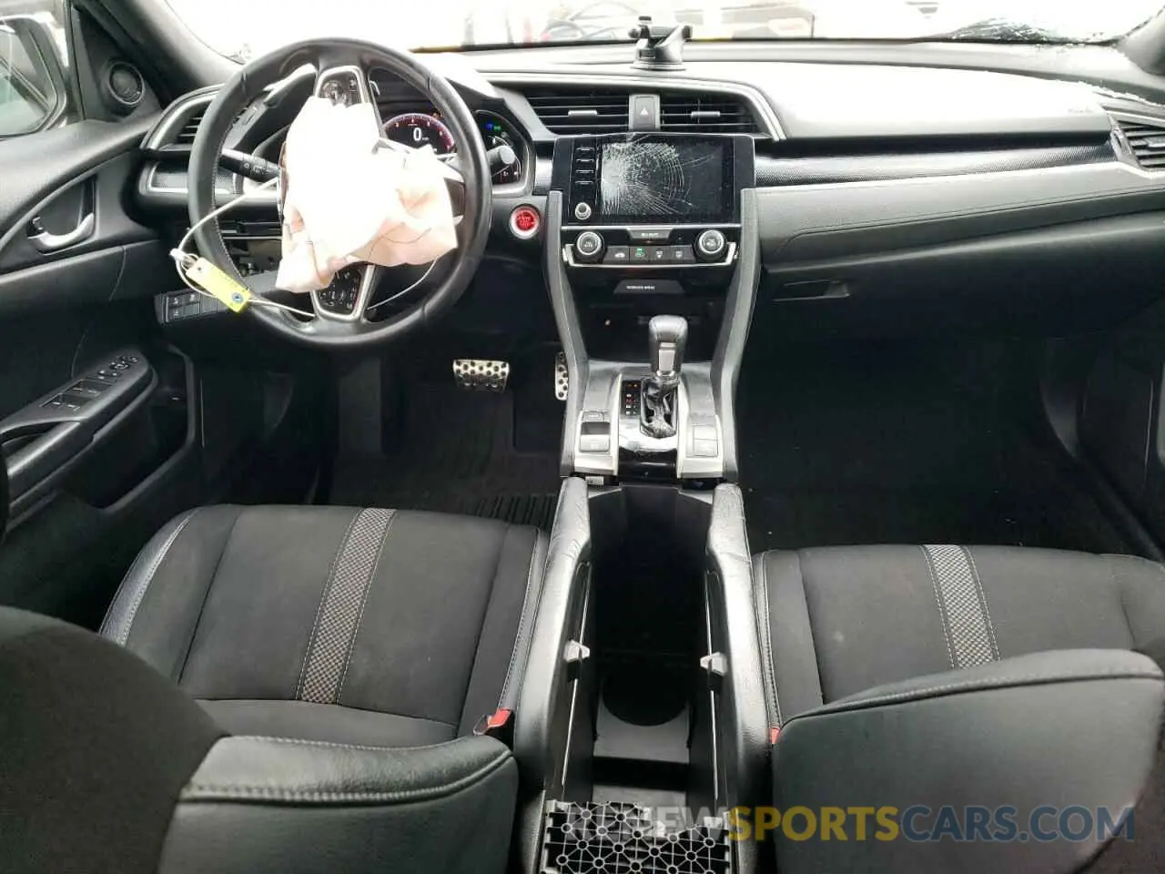 8 Photograph of a damaged car 19XFC2F81KE051429 HONDA CIVIC 2019