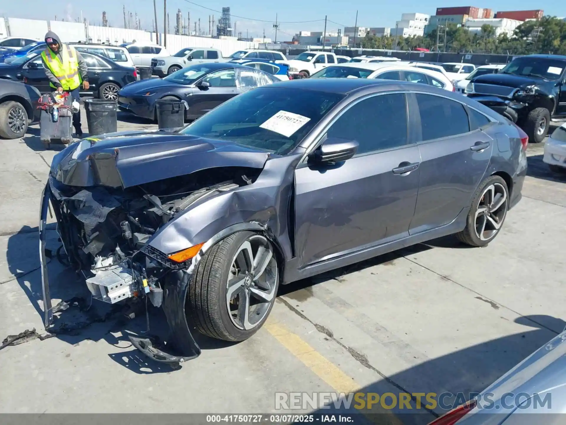 2 Photograph of a damaged car 19XFC2F81KE204908 HONDA CIVIC 2019