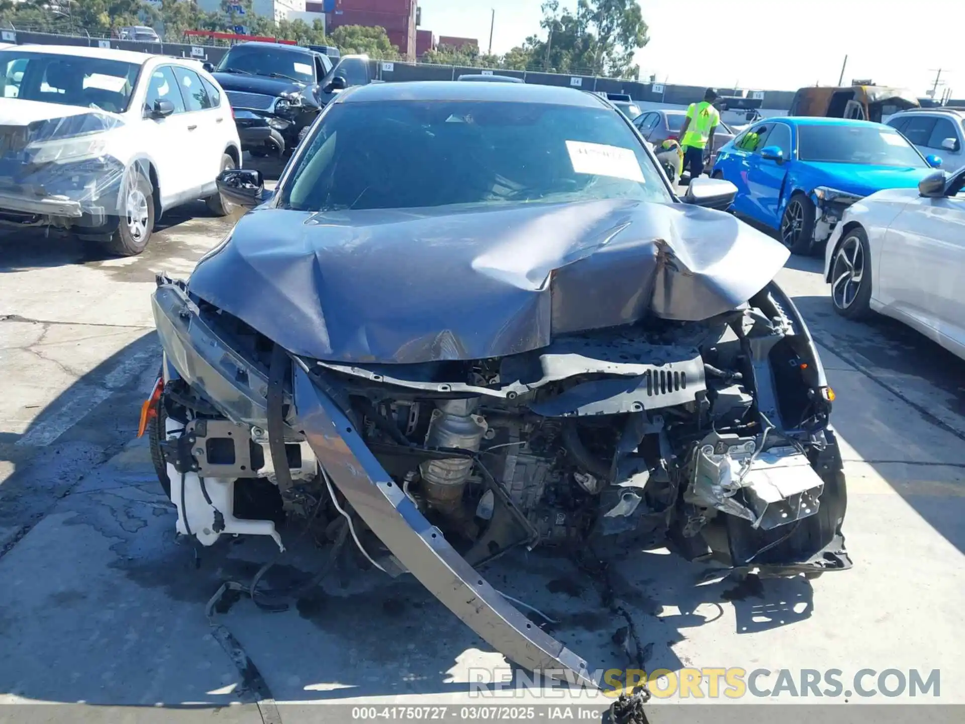 6 Photograph of a damaged car 19XFC2F81KE204908 HONDA CIVIC 2019