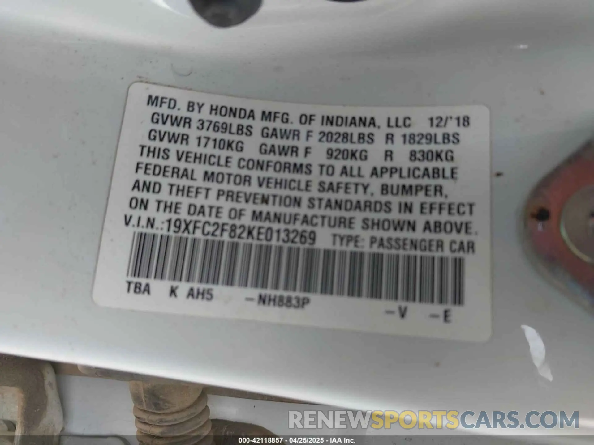 9 Photograph of a damaged car 19XFC2F82KE013269 HONDA CIVIC 2019