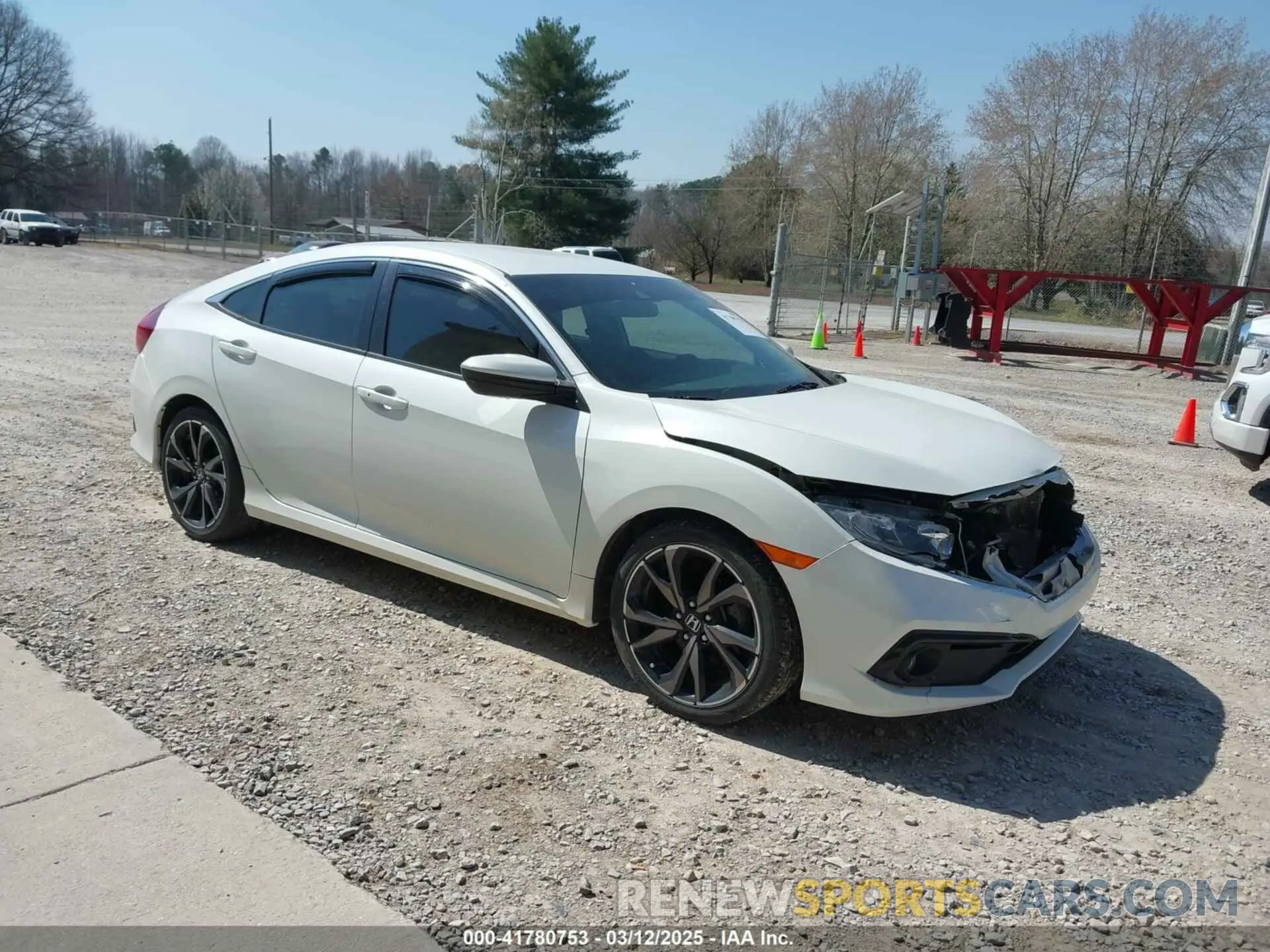 1 Photograph of a damaged car 19XFC2F82KE022747 HONDA CIVIC 2019