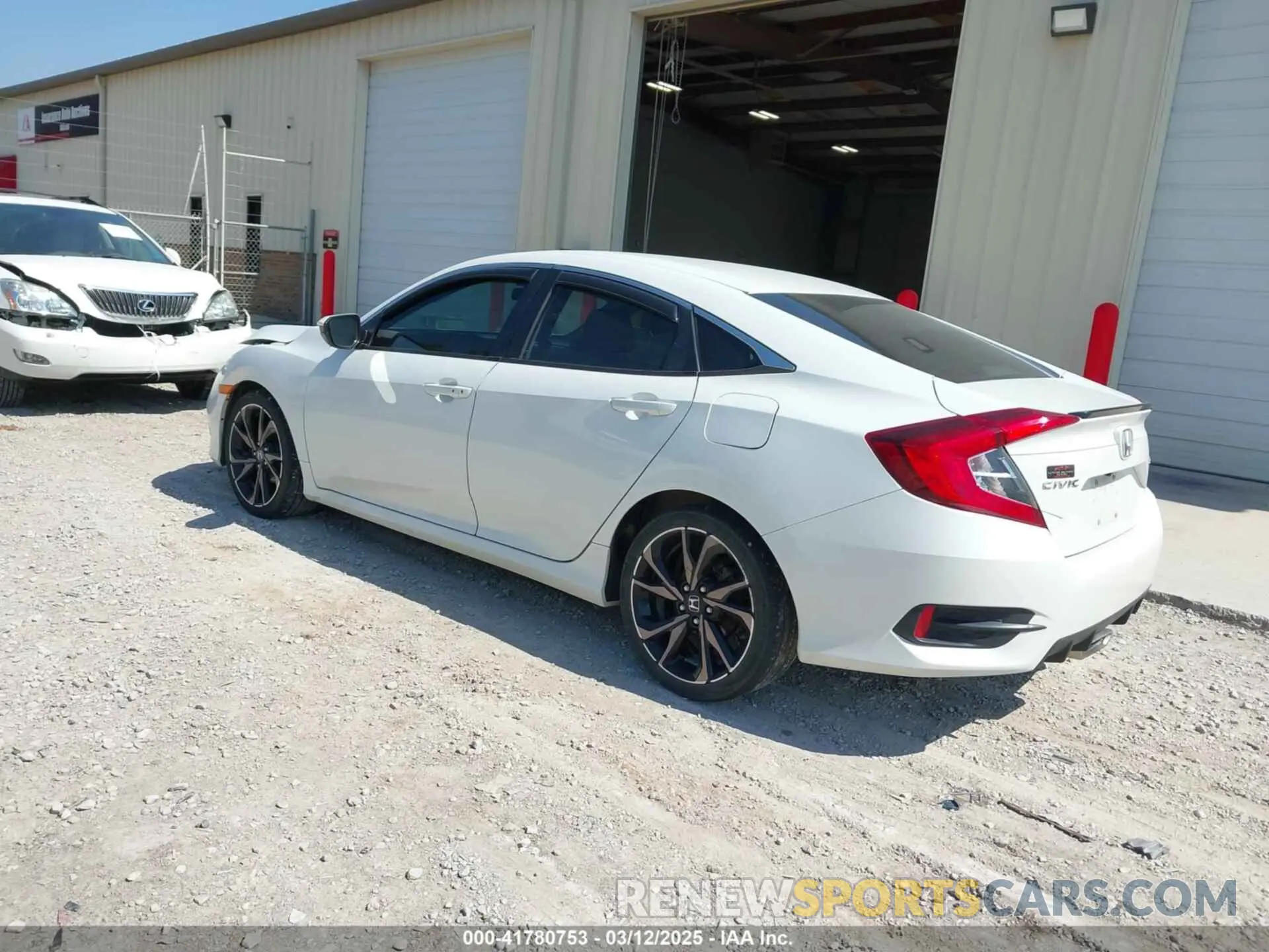 3 Photograph of a damaged car 19XFC2F82KE022747 HONDA CIVIC 2019