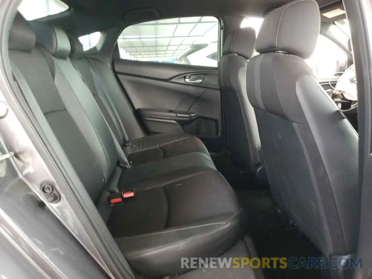10 Photograph of a damaged car 19XFC2F82KE211818 HONDA CIVIC 2019