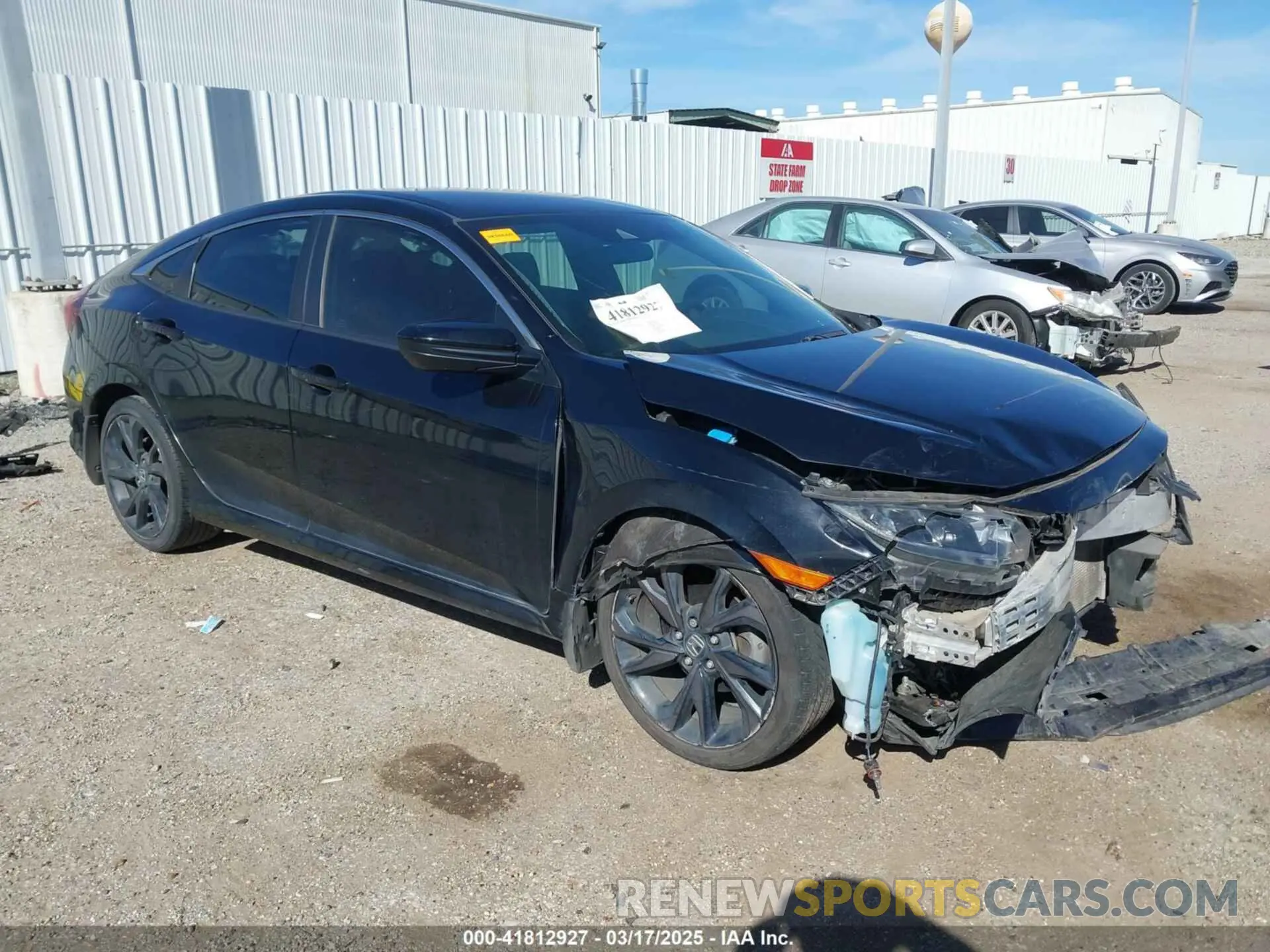1 Photograph of a damaged car 19XFC2F83KE007495 HONDA CIVIC 2019