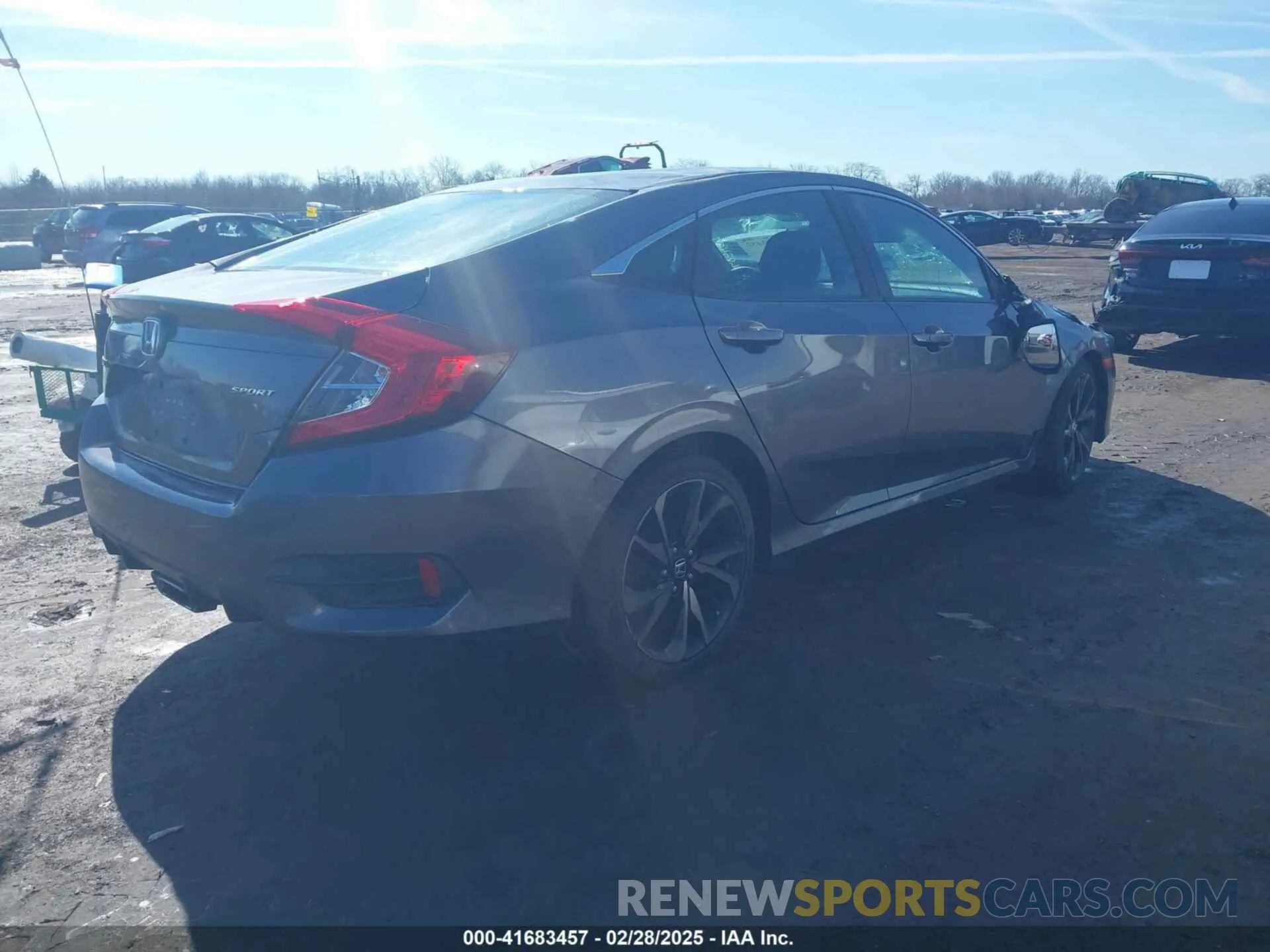 4 Photograph of a damaged car 19XFC2F83KE029254 HONDA CIVIC 2019