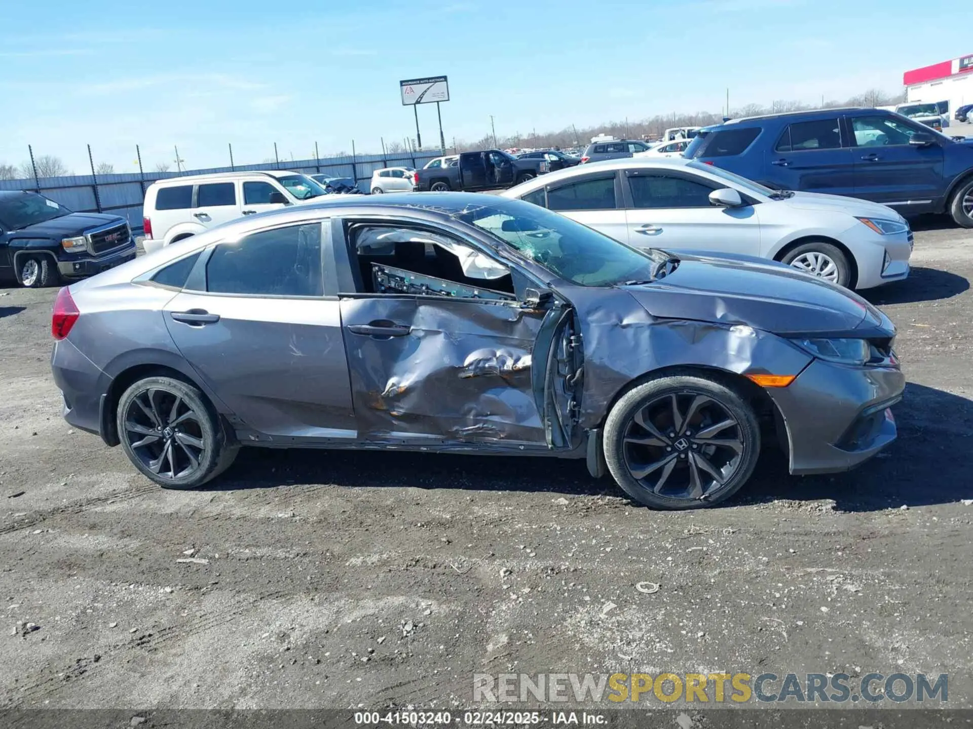 12 Photograph of a damaged car 19XFC2F84KE035922 HONDA CIVIC 2019