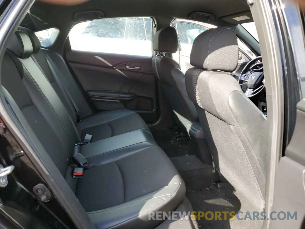 10 Photograph of a damaged car 19XFC2F84KE206216 HONDA CIVIC 2019