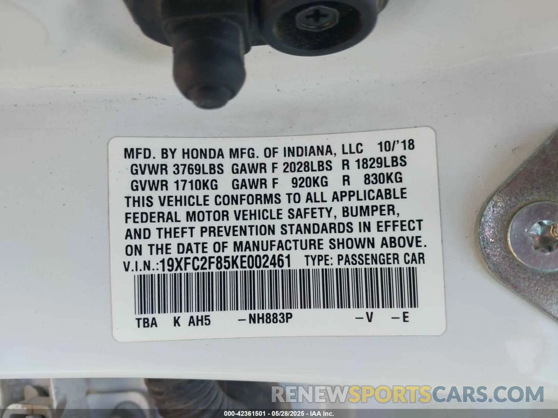 9 Photograph of a damaged car 19XFC2F85KE002461 HONDA CIVIC 2019