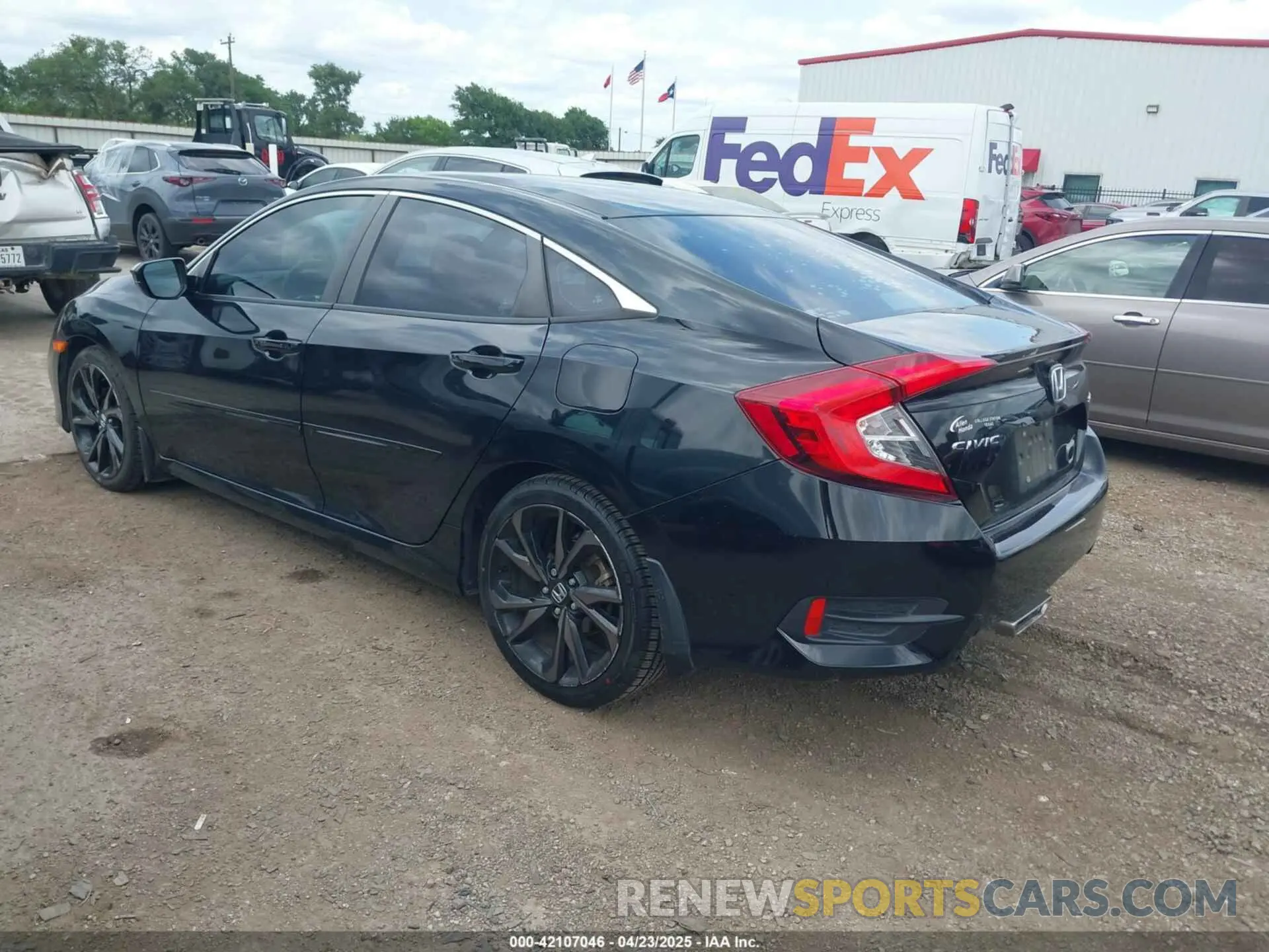 3 Photograph of a damaged car 19XFC2F85KE017820 HONDA CIVIC 2019