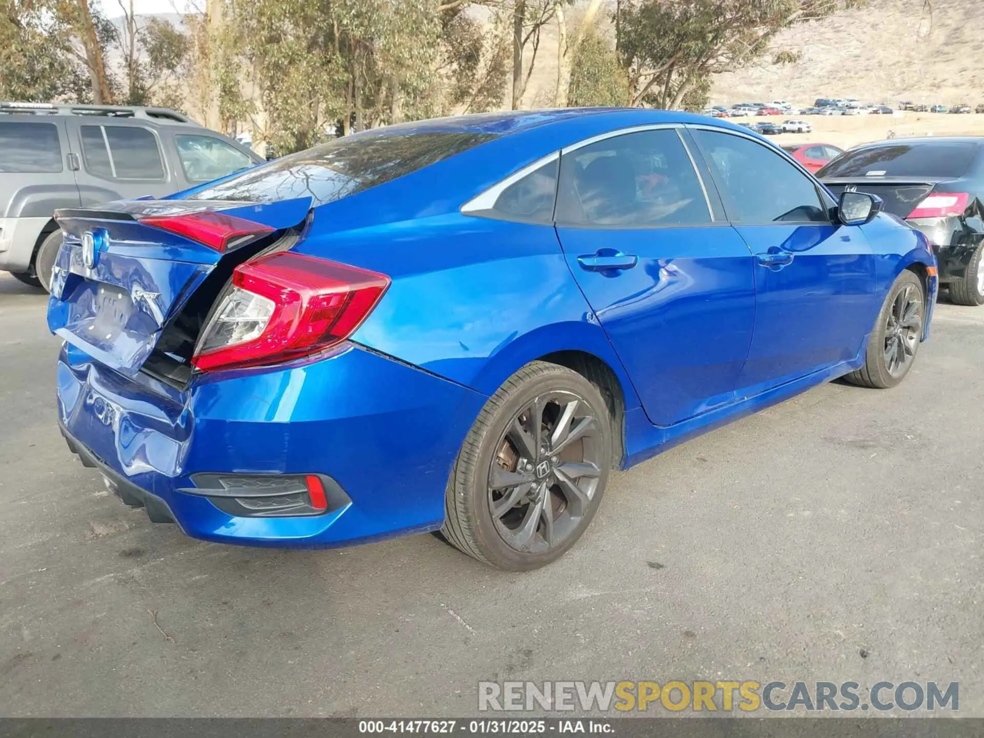 4 Photograph of a damaged car 19XFC2F85KE204958 HONDA CIVIC 2019