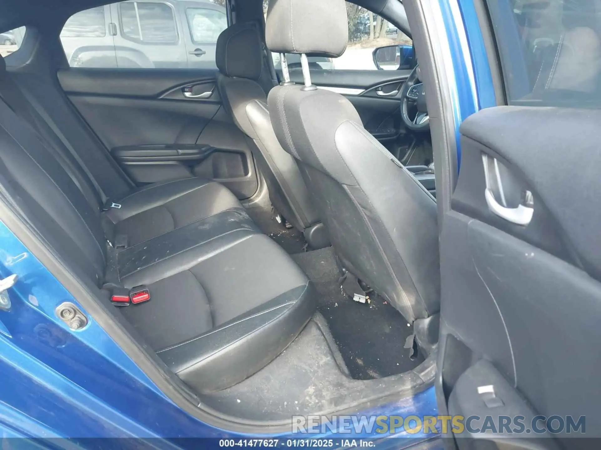 8 Photograph of a damaged car 19XFC2F85KE204958 HONDA CIVIC 2019