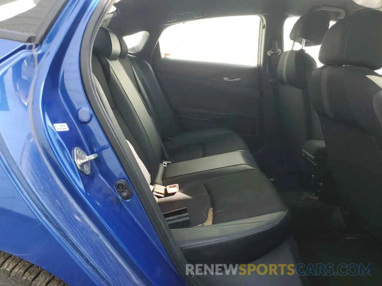 10 Photograph of a damaged car 19XFC2F85KE206967 HONDA CIVIC 2019
