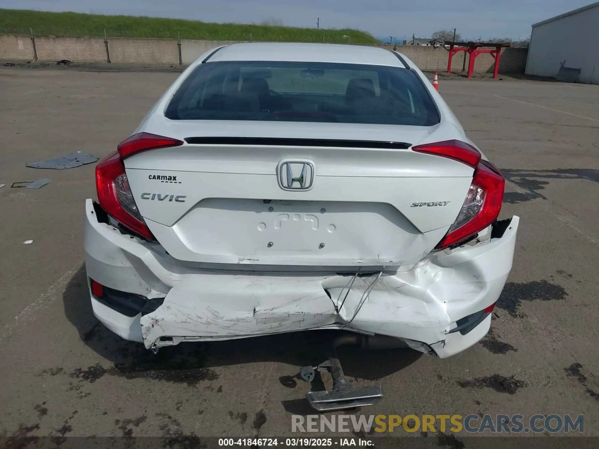 17 Photograph of a damaged car 19XFC2F85KE210856 HONDA CIVIC 2019