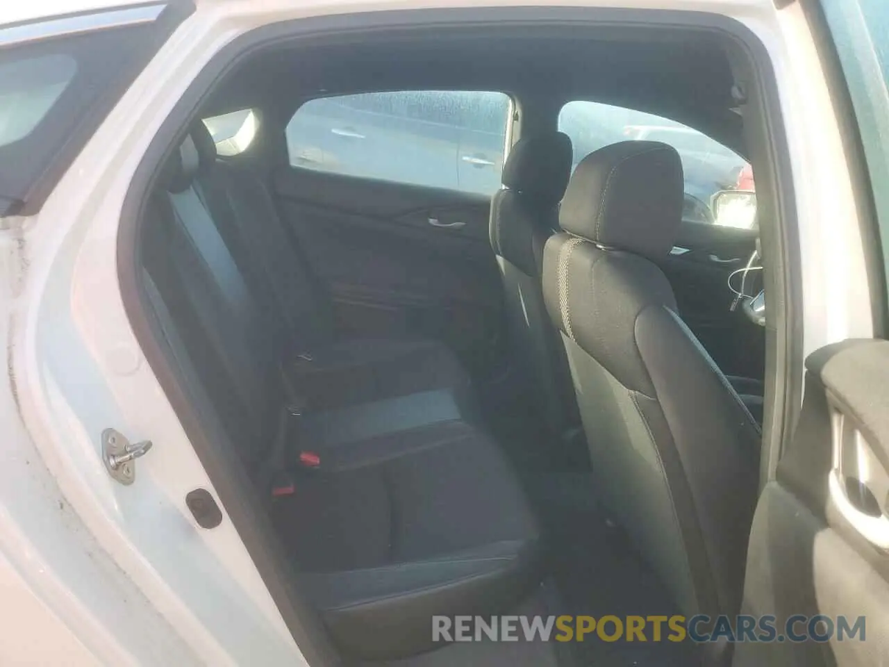 10 Photograph of a damaged car 19XFC2F86KE005255 HONDA CIVIC 2019