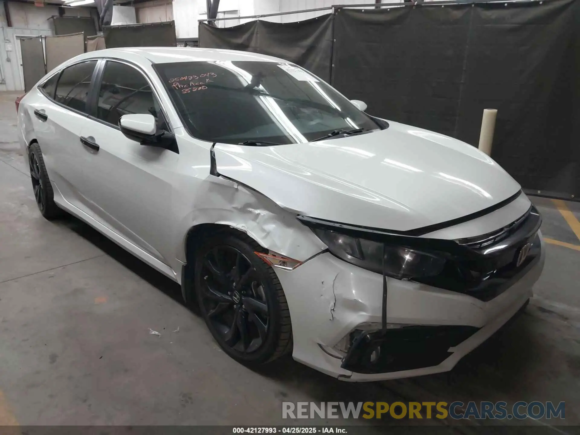 1 Photograph of a damaged car 19XFC2F86KE022749 HONDA CIVIC 2019