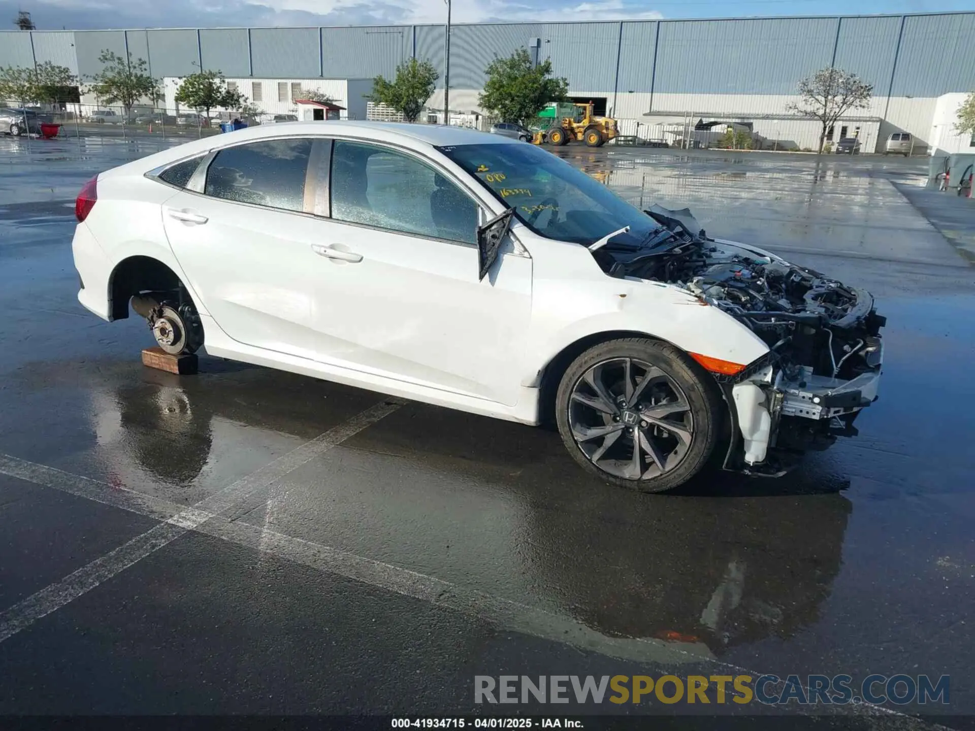 1 Photograph of a damaged car 19XFC2F86KE215368 HONDA CIVIC 2019