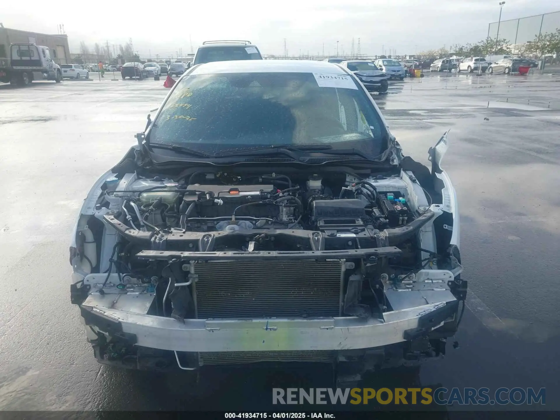 6 Photograph of a damaged car 19XFC2F86KE215368 HONDA CIVIC 2019
