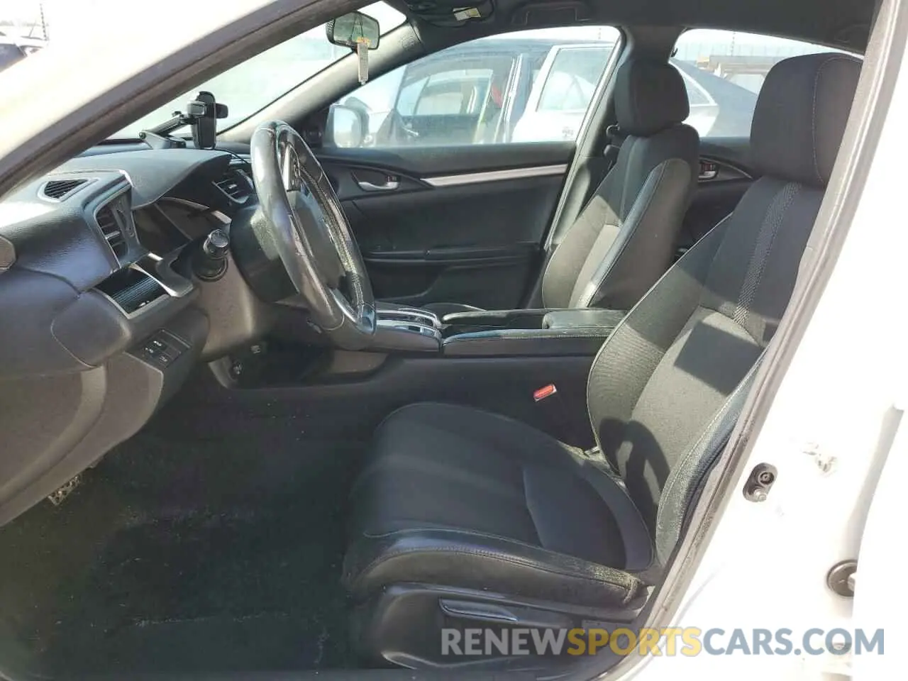 7 Photograph of a damaged car 19XFC2F88KE002227 HONDA CIVIC 2019