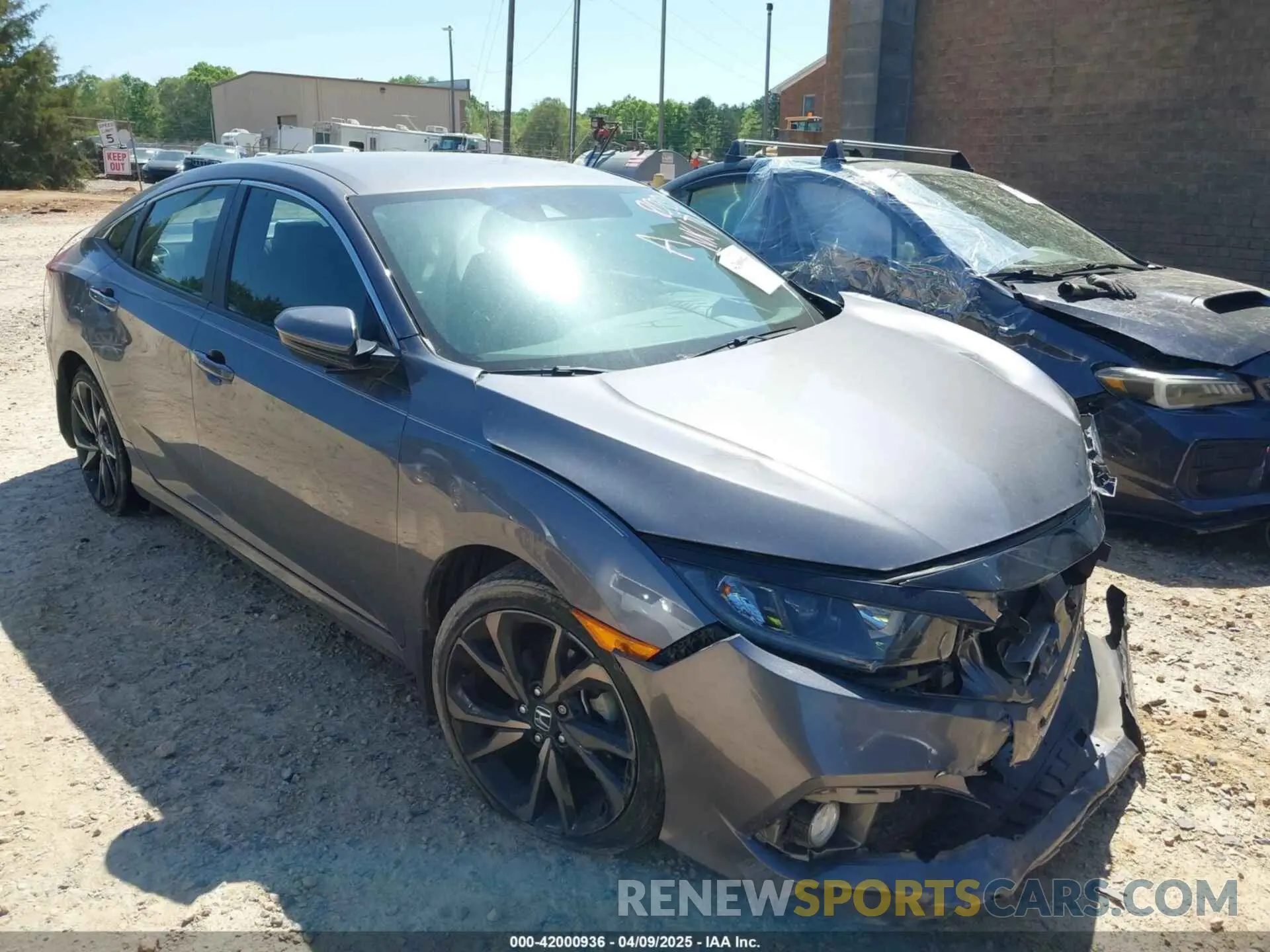 1 Photograph of a damaged car 19XFC2F88KE028035 HONDA CIVIC 2019