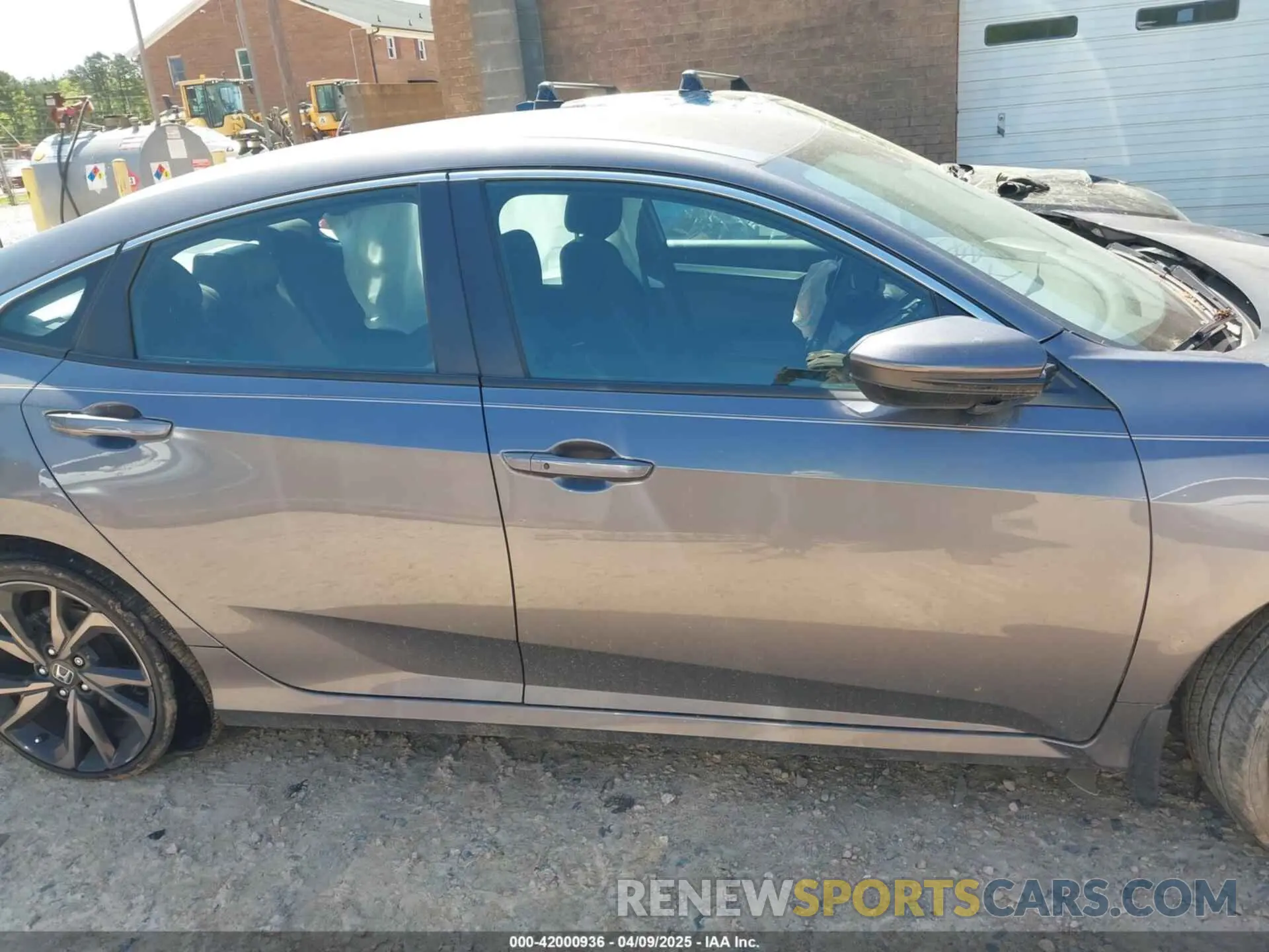 12 Photograph of a damaged car 19XFC2F88KE028035 HONDA CIVIC 2019