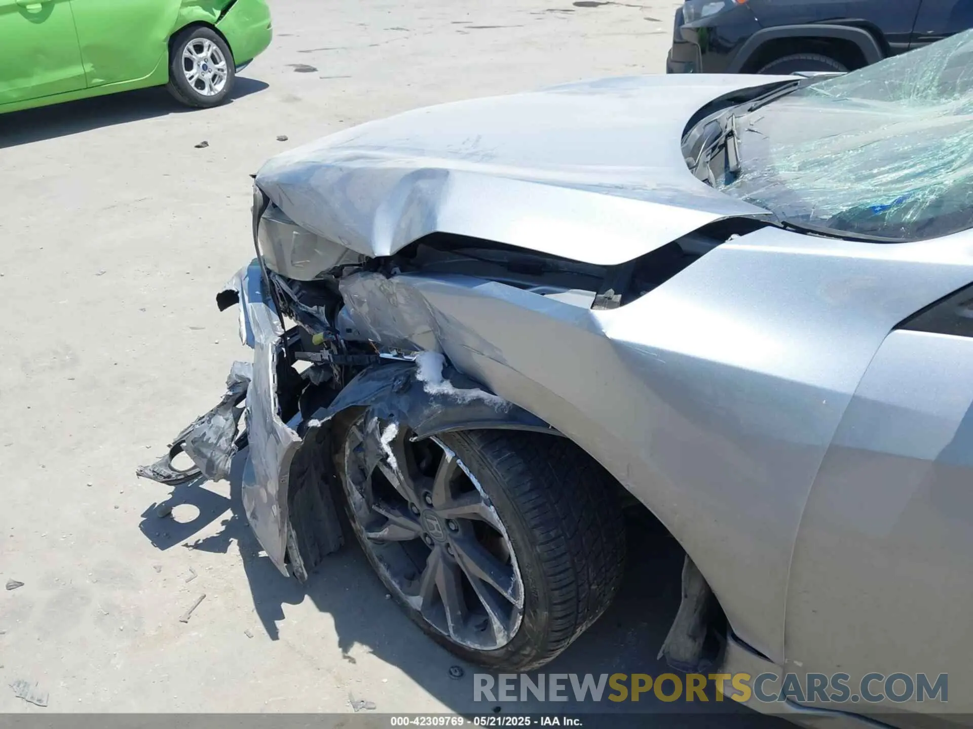 6 Photograph of a damaged car 19XFC2F88KE036734 HONDA CIVIC 2019