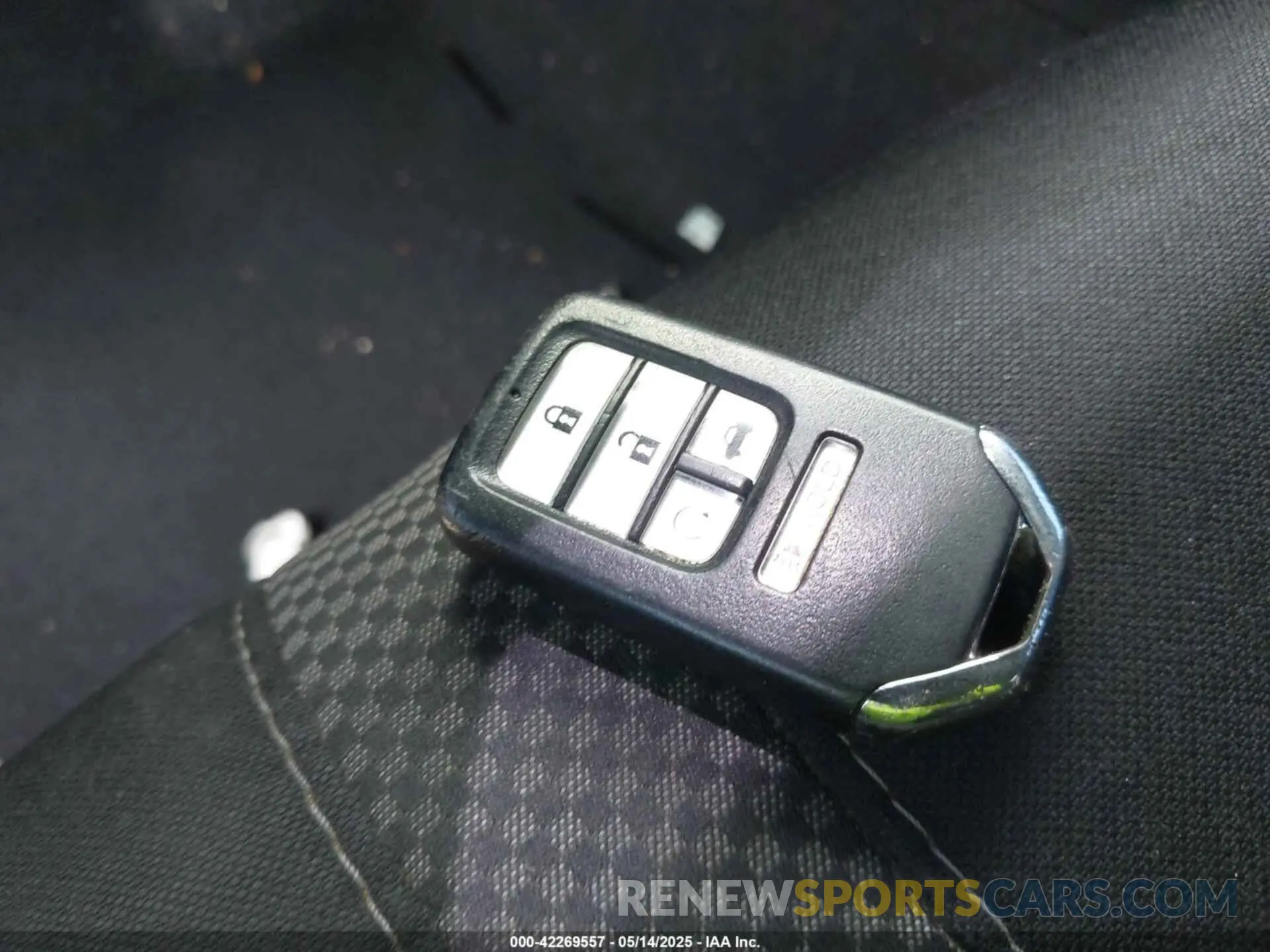 11 Photograph of a damaged car 19XFC2F88KE047720 HONDA CIVIC 2019