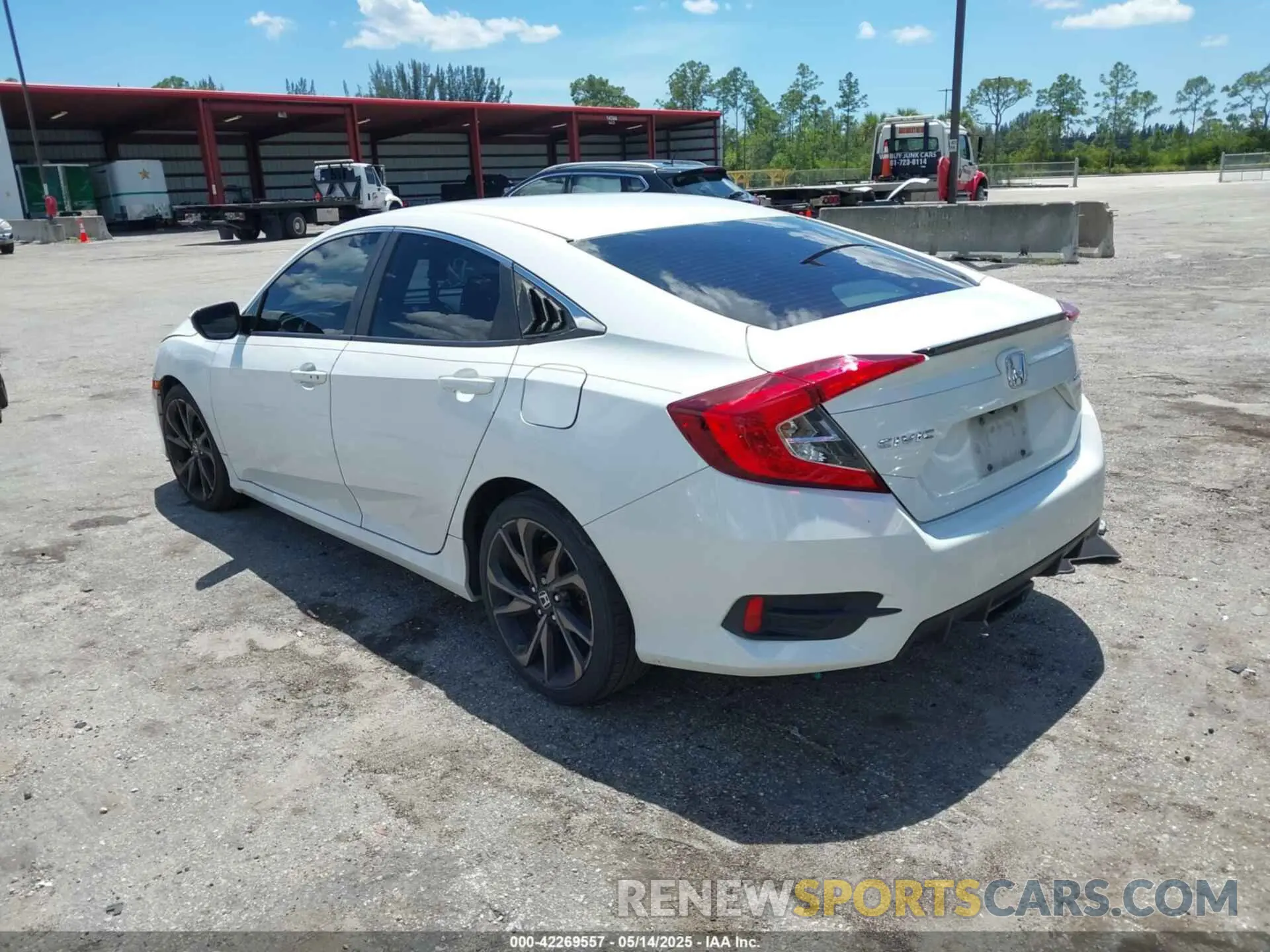 3 Photograph of a damaged car 19XFC2F88KE047720 HONDA CIVIC 2019
