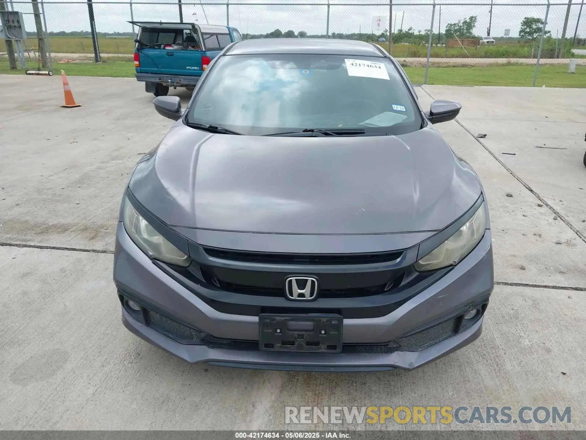 12 Photograph of a damaged car 19XFC2F88KE050780 HONDA CIVIC 2019