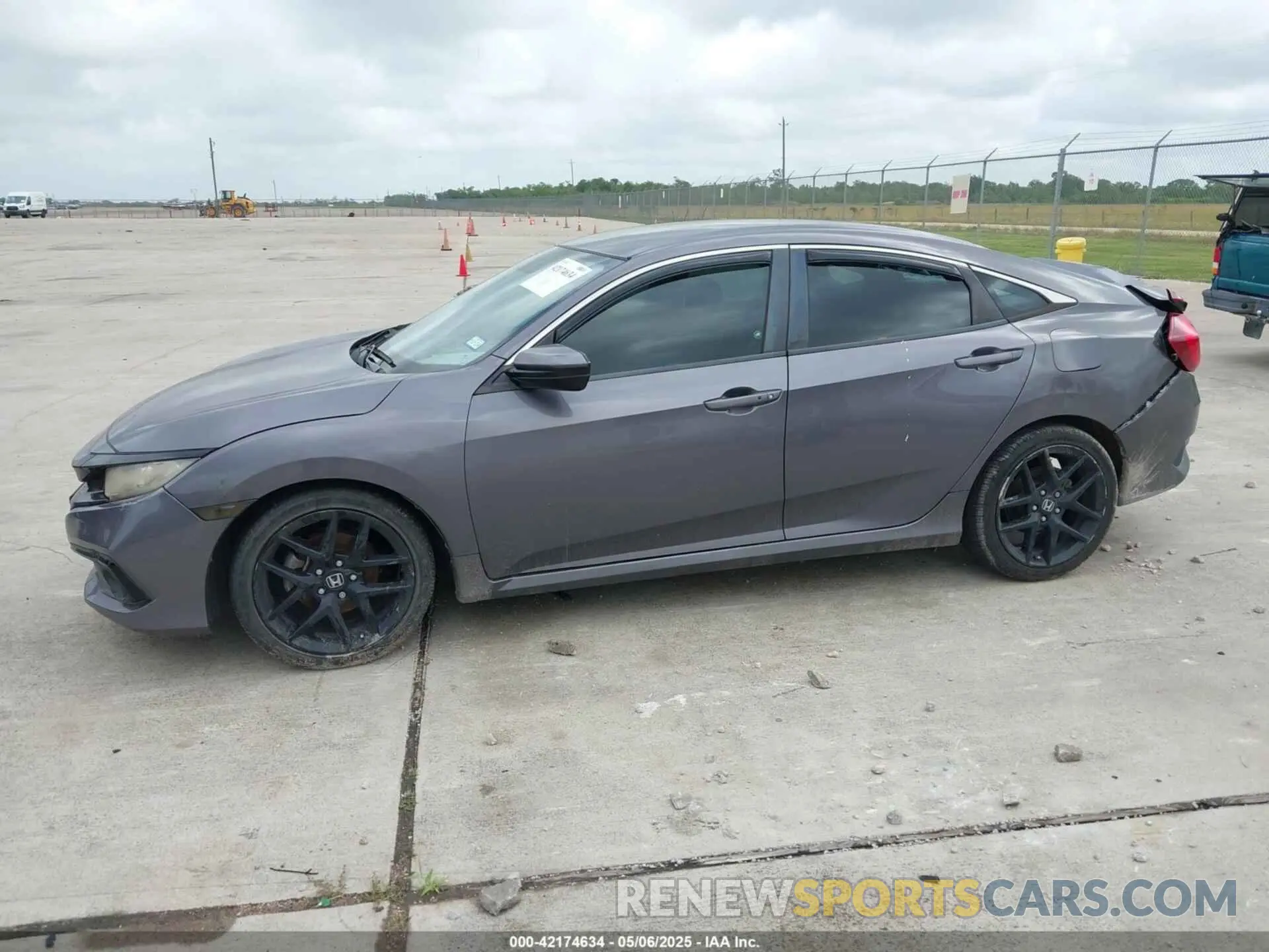 14 Photograph of a damaged car 19XFC2F88KE050780 HONDA CIVIC 2019