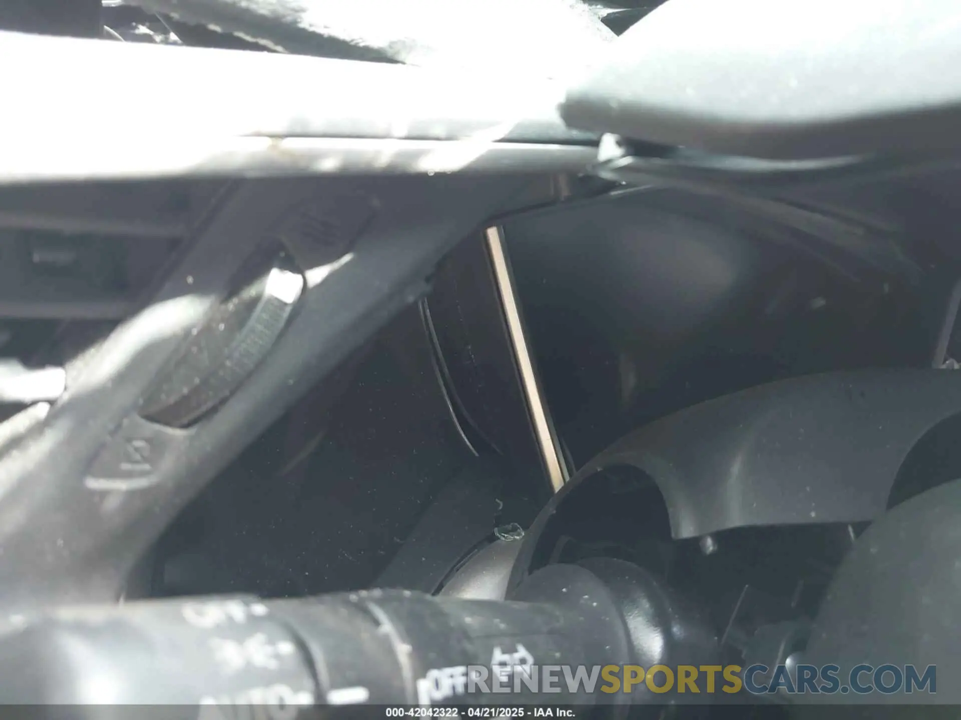 14 Photograph of a damaged car 19XFC2F89KE051016 HONDA CIVIC 2019