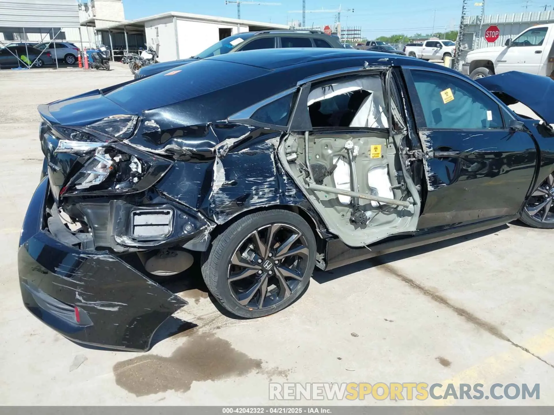 16 Photograph of a damaged car 19XFC2F89KE051016 HONDA CIVIC 2019