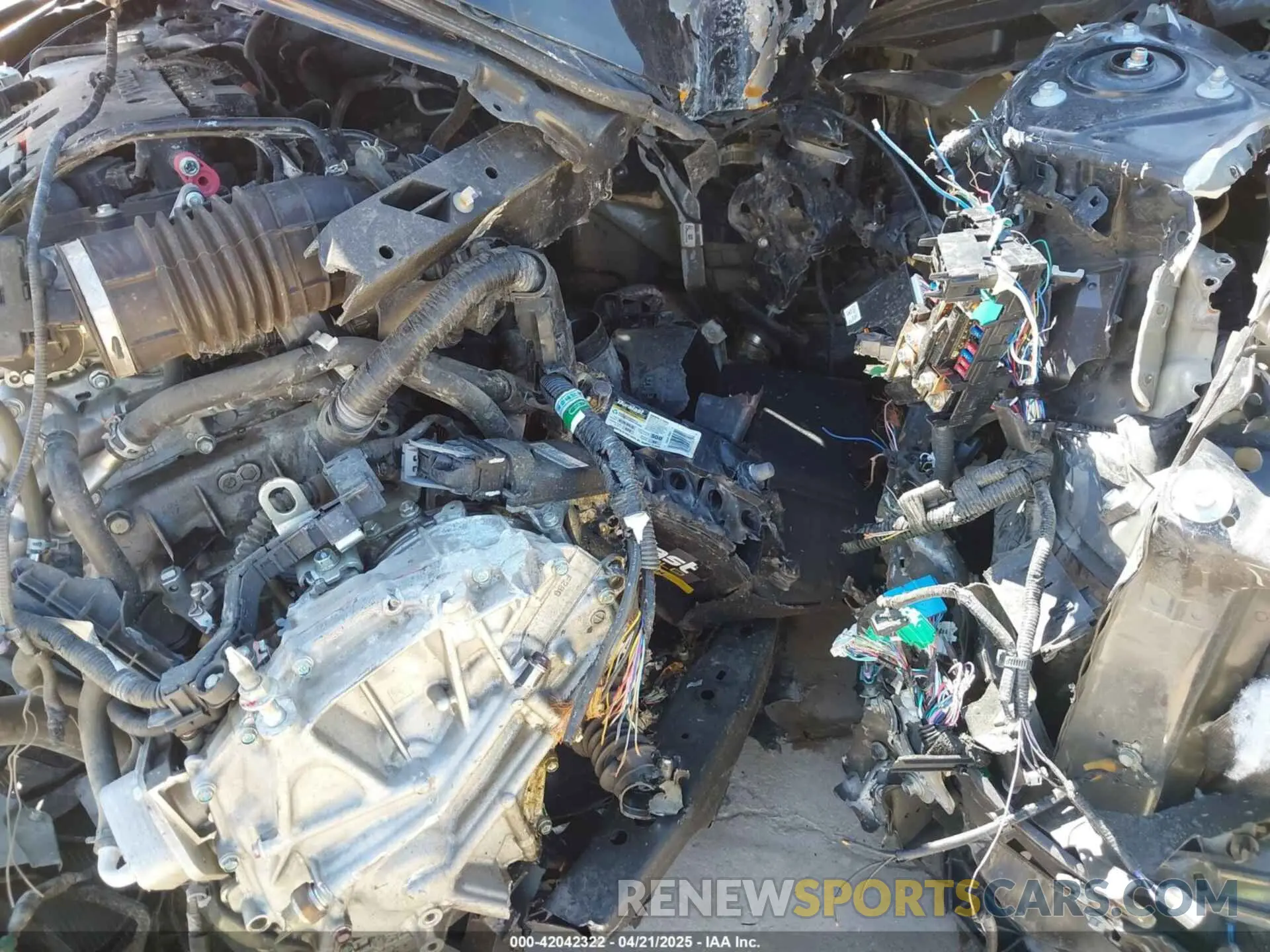 17 Photograph of a damaged car 19XFC2F89KE051016 HONDA CIVIC 2019