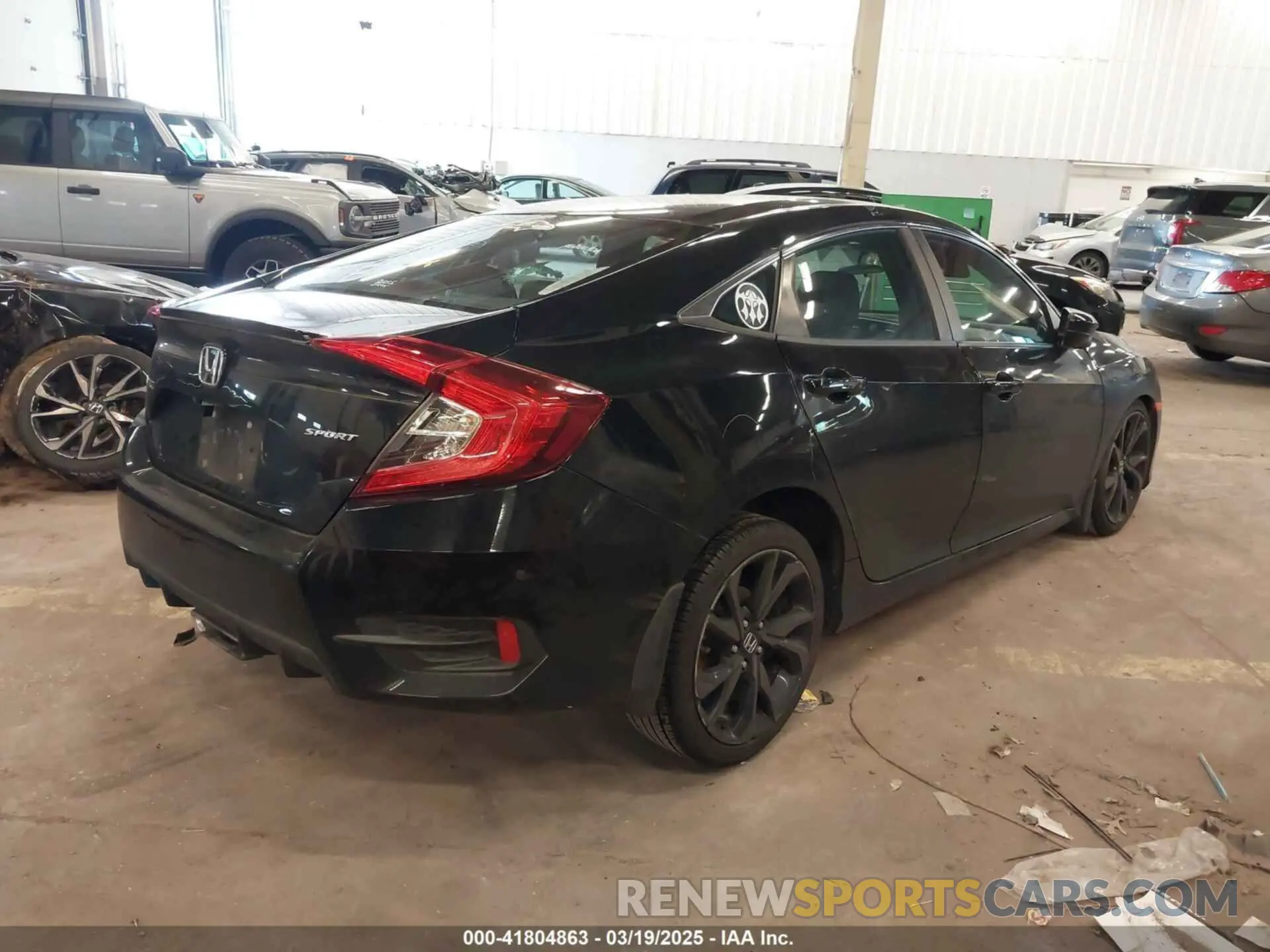 4 Photograph of a damaged car 19XFC2F89KE206213 HONDA CIVIC 2019