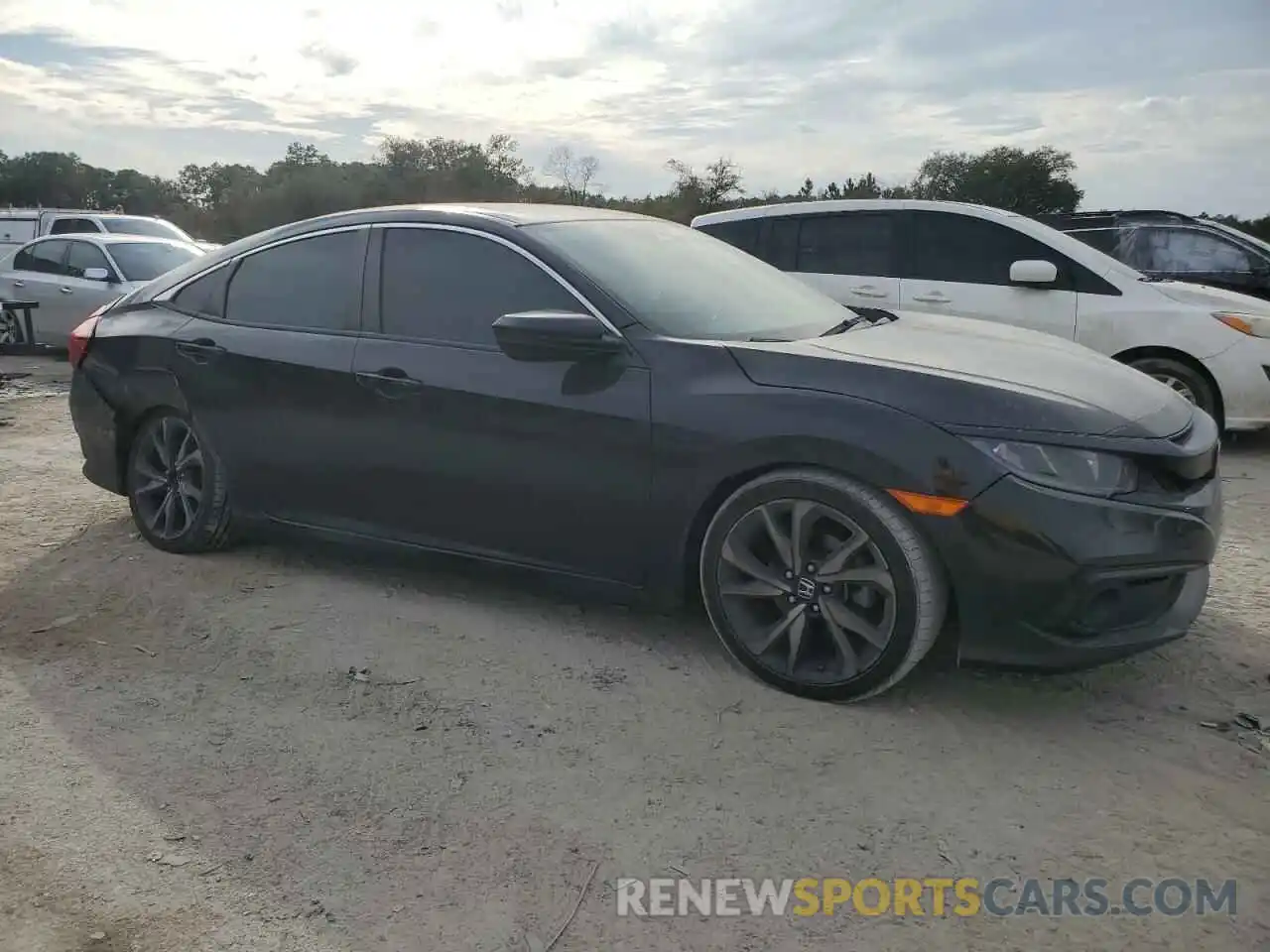 4 Photograph of a damaged car 19XFC2F8XKE029400 HONDA CIVIC 2019