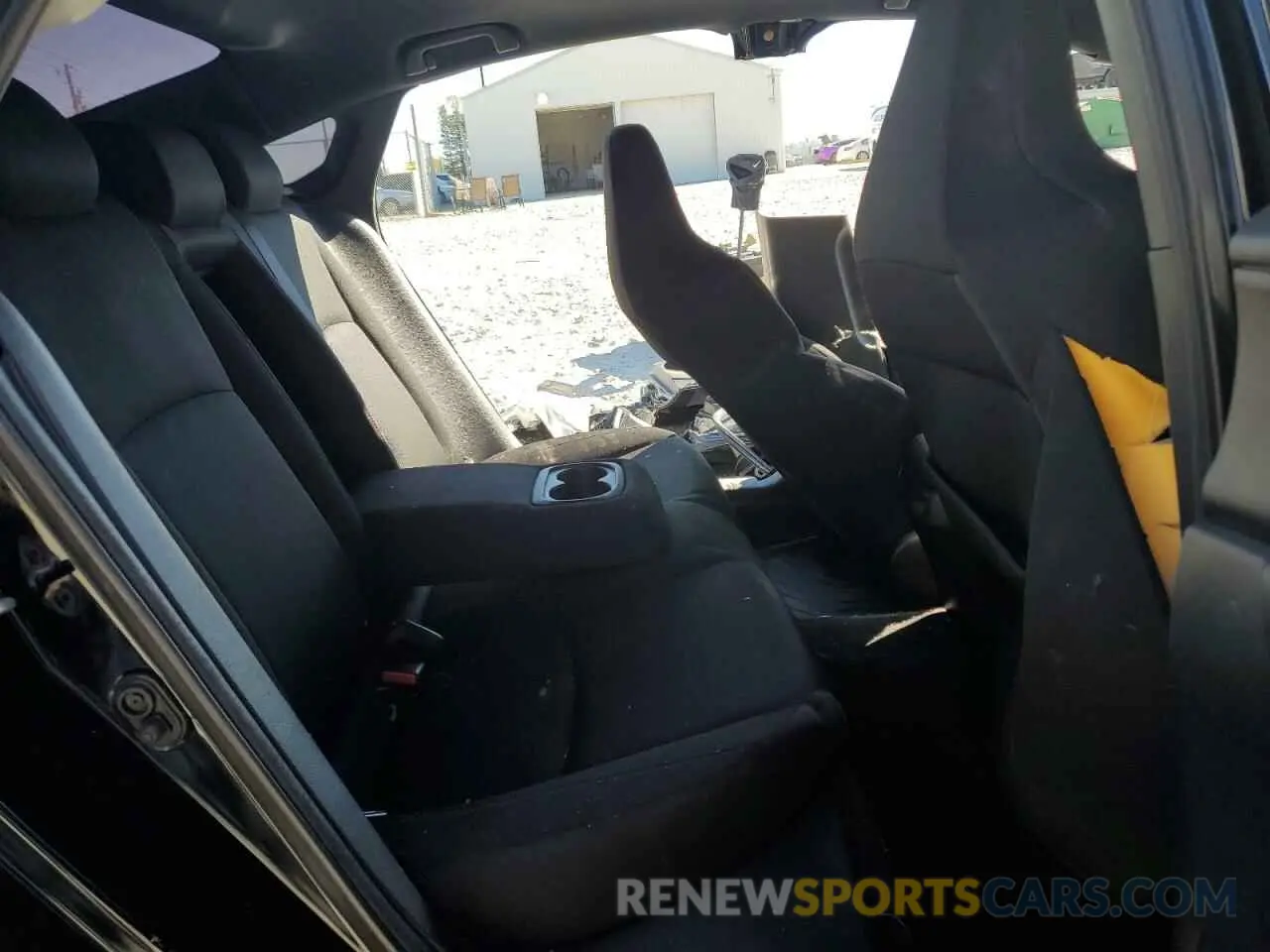 10 Photograph of a damaged car 2HGFC1E51KH700640 HONDA CIVIC 2019