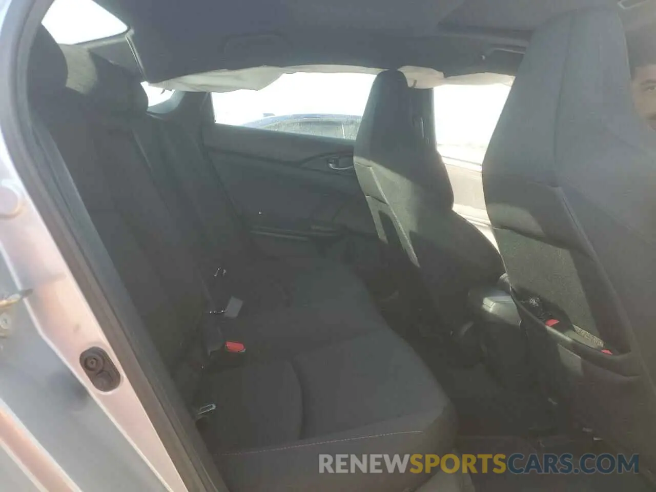 10 Photograph of a damaged car 2HGFC1E58KH703129 HONDA CIVIC 2019
