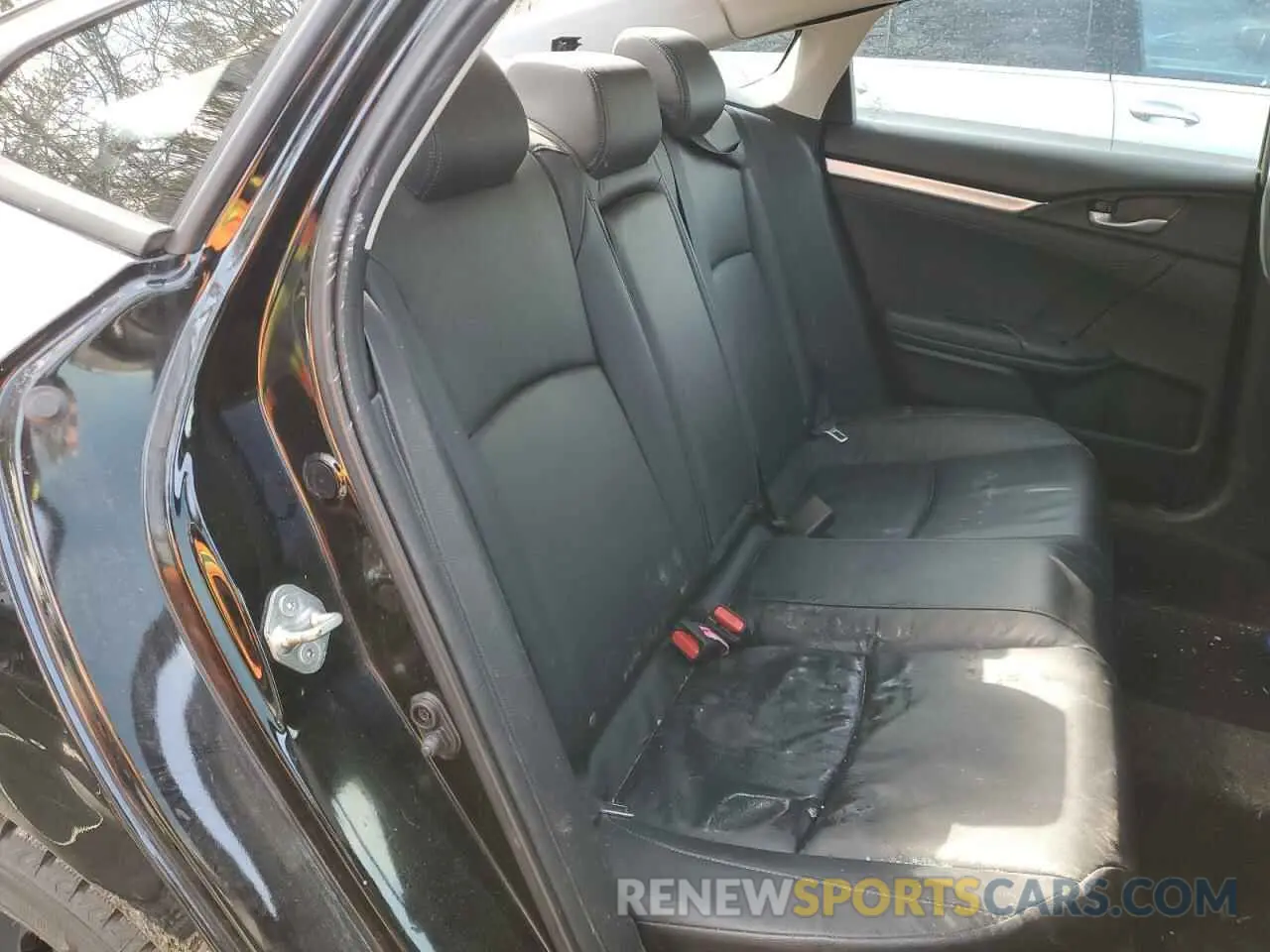 10 Photograph of a damaged car 2HGFC1F98KH104989 HONDA CIVIC 2019