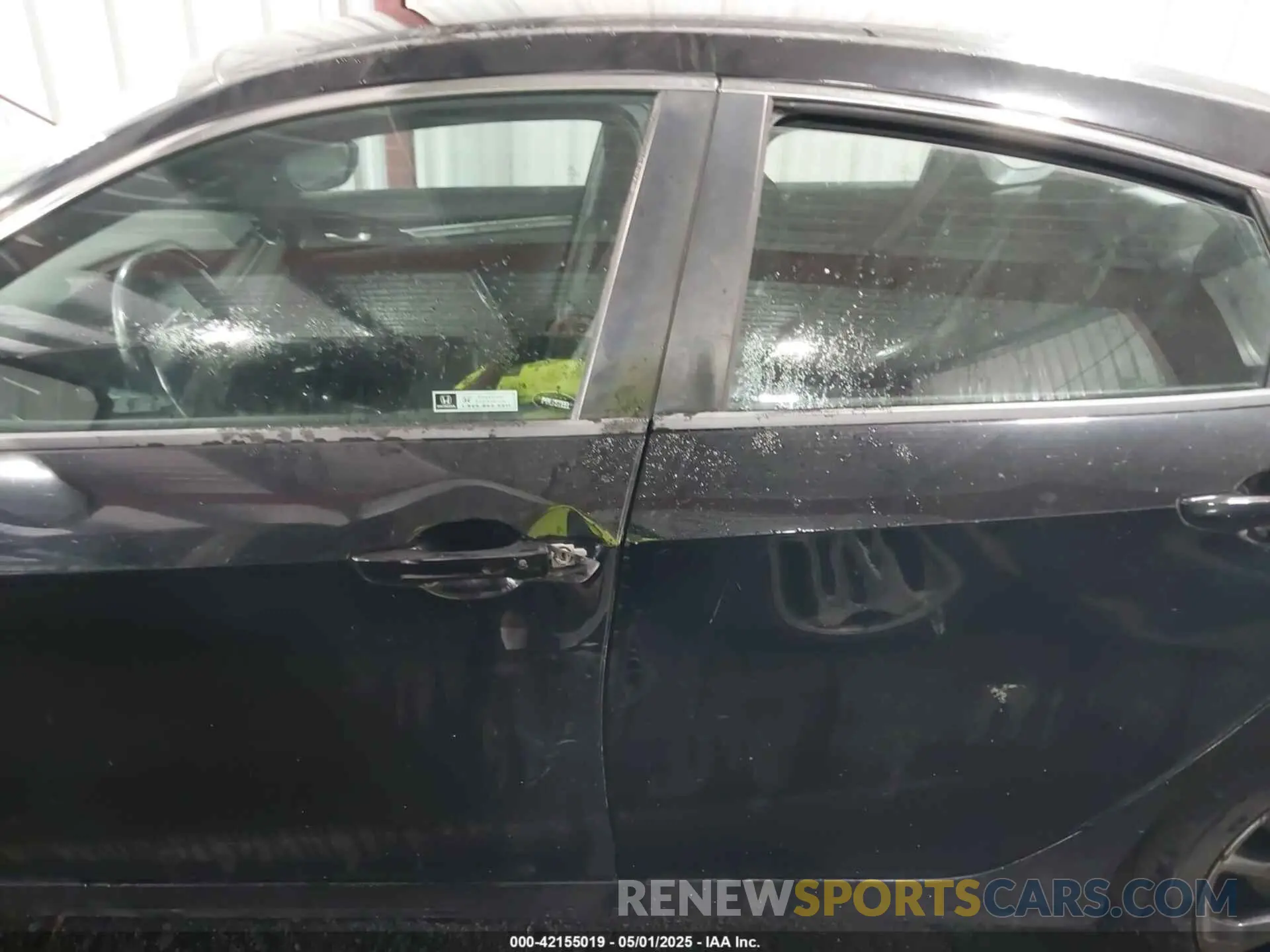14 Photograph of a damaged car 2HGFC2E82KH550408 HONDA CIVIC 2019