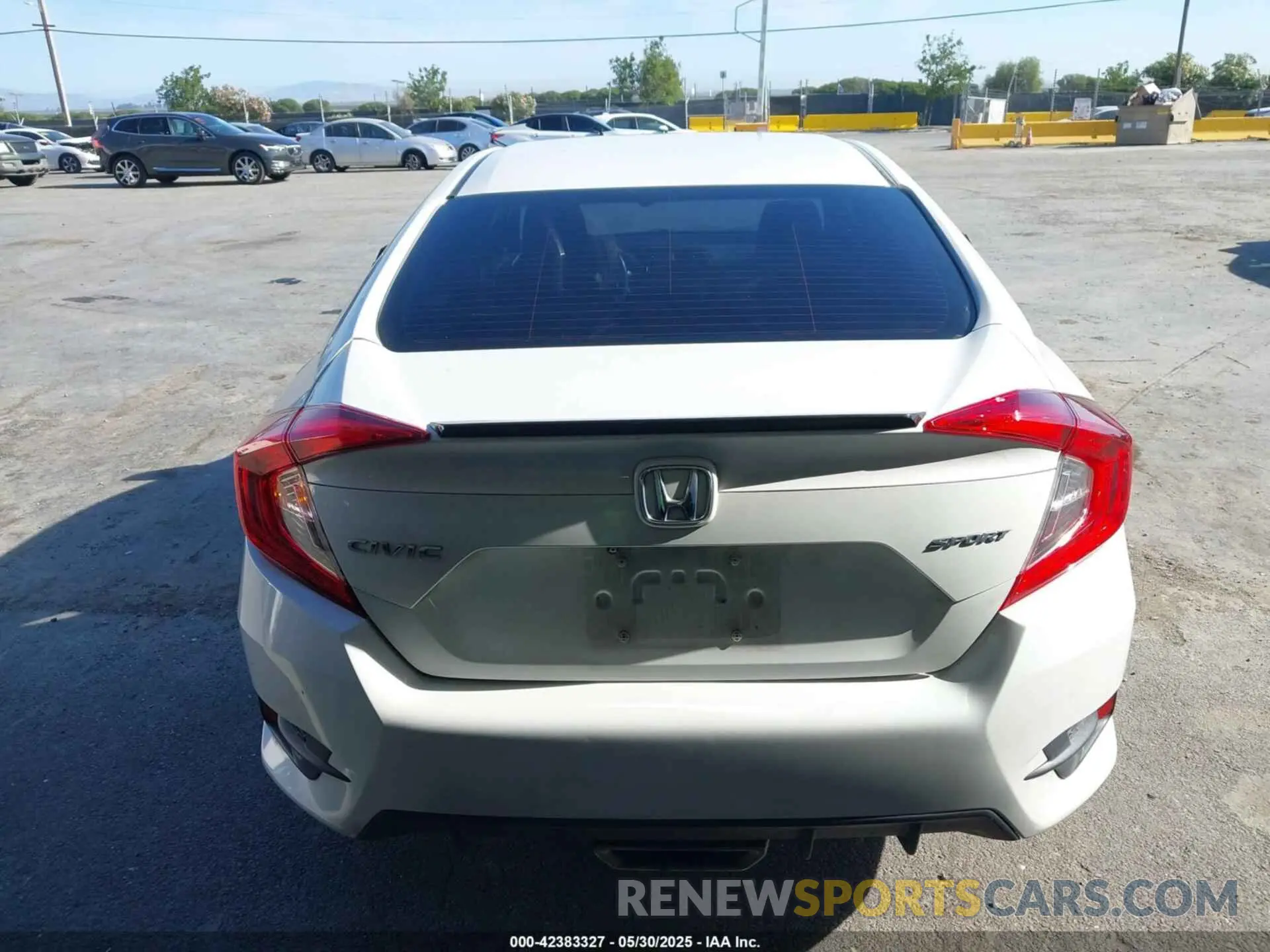 16 Photograph of a damaged car 2HGFC2E88KH501827 HONDA CIVIC 2019