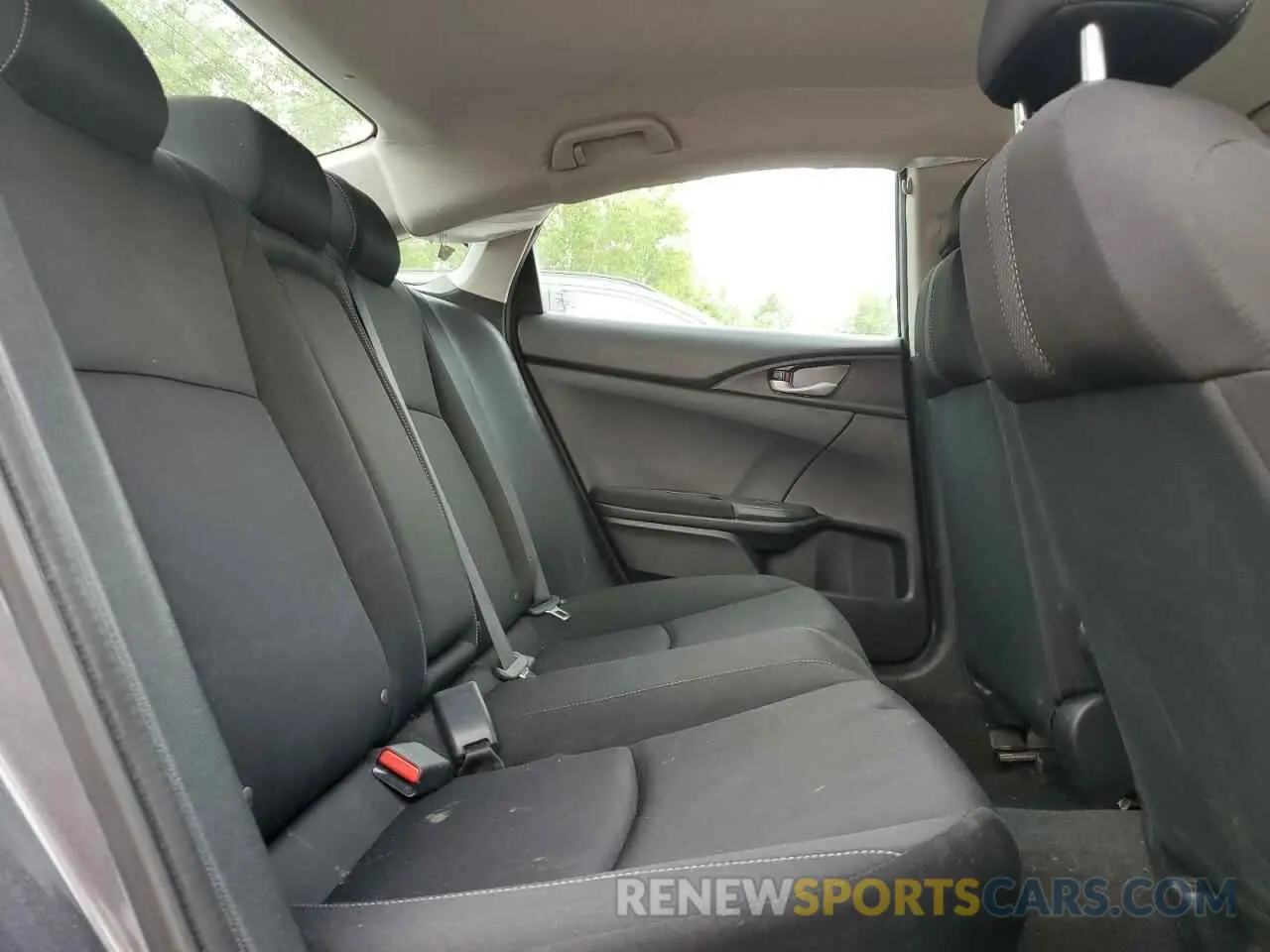 10 Photograph of a damaged car 2HGFC2F59KH005567 HONDA CIVIC 2019
