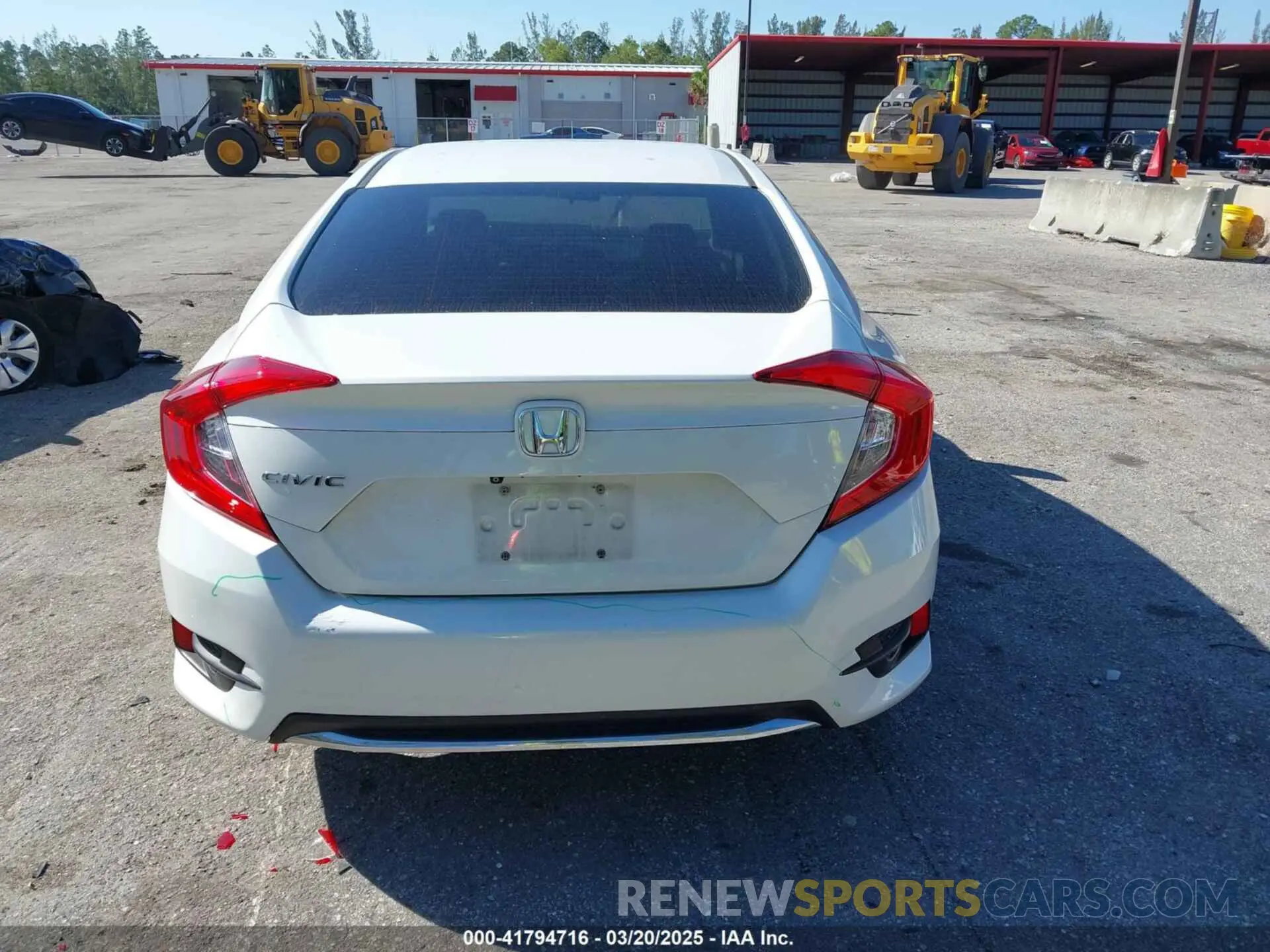 17 Photograph of a damaged car 2HGFC2F60KH515136 HONDA CIVIC 2019