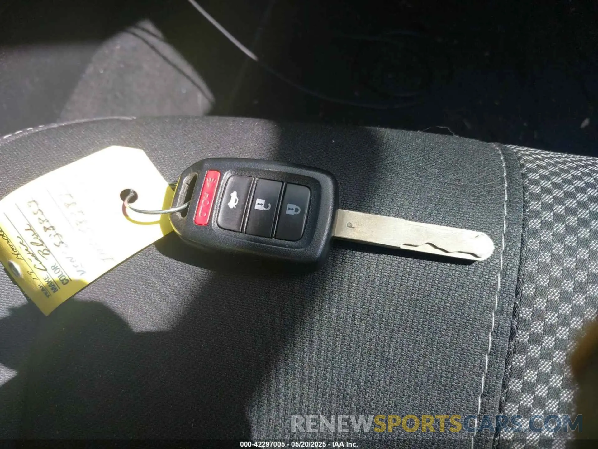 11 Photograph of a damaged car 2HGFC2F60KH538853 HONDA CIVIC 2019
