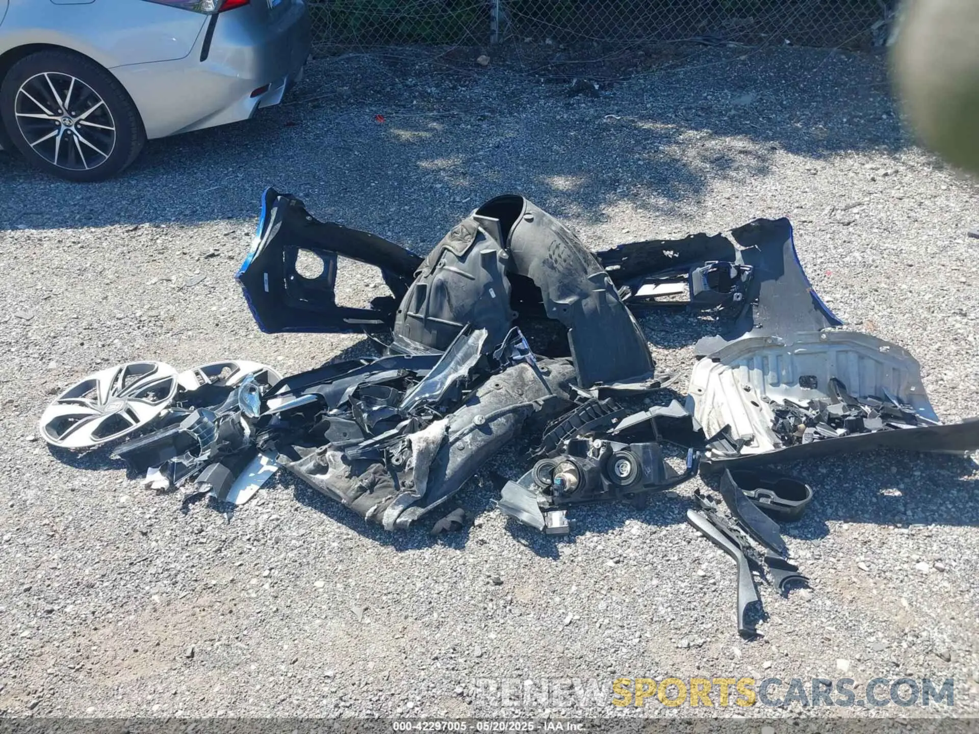12 Photograph of a damaged car 2HGFC2F60KH538853 HONDA CIVIC 2019