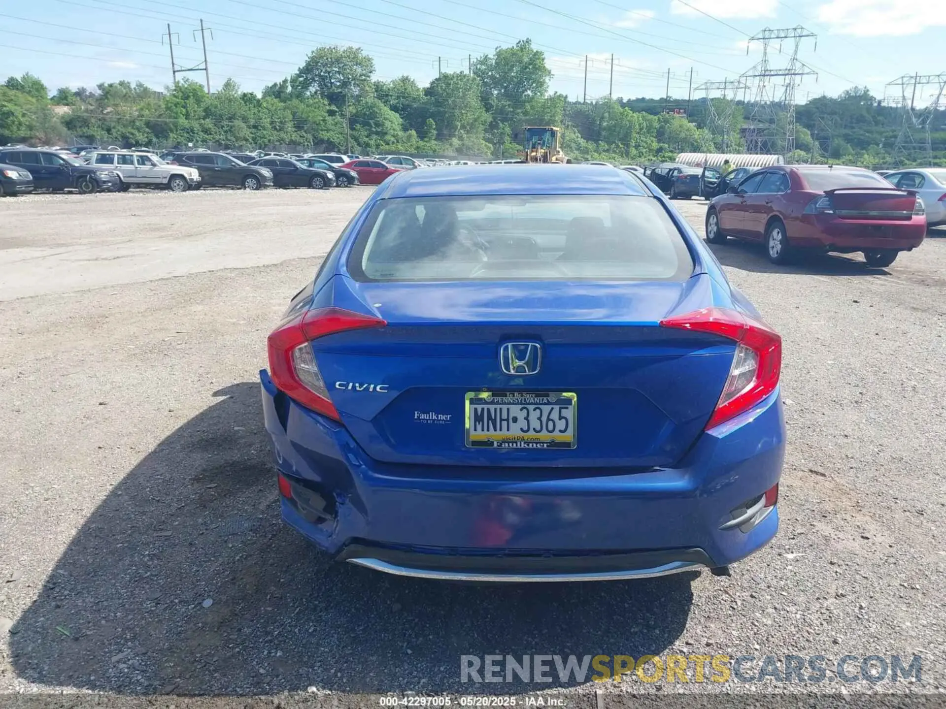 17 Photograph of a damaged car 2HGFC2F60KH538853 HONDA CIVIC 2019