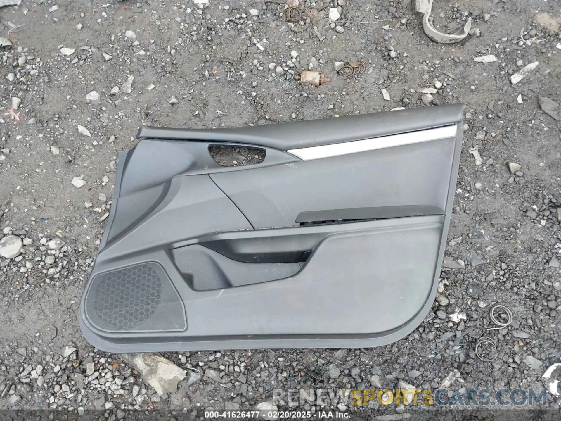 12 Photograph of a damaged car 2HGFC2F60KH555359 HONDA CIVIC 2019