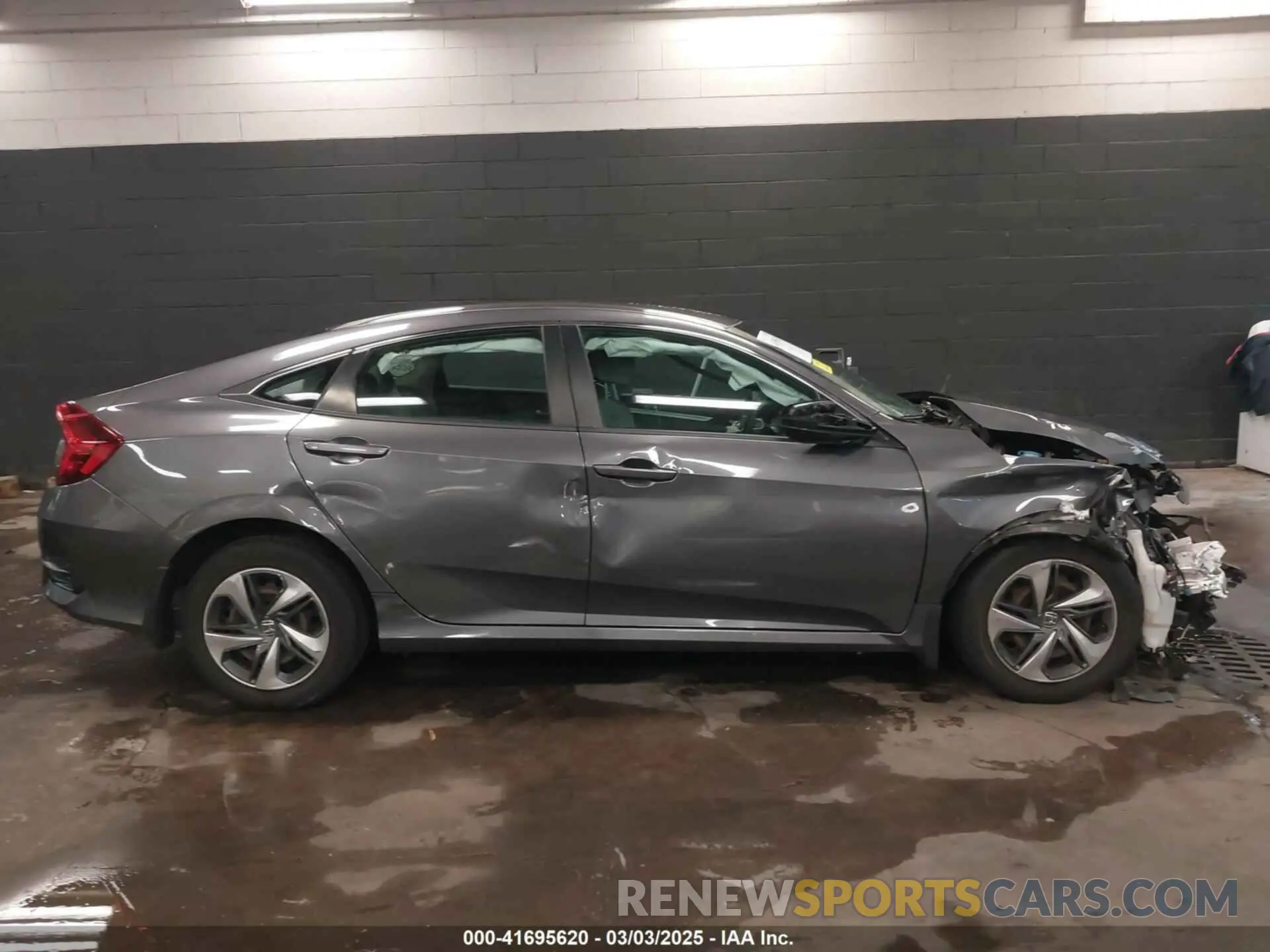 14 Photograph of a damaged car 2HGFC2F60KH556785 HONDA CIVIC 2019